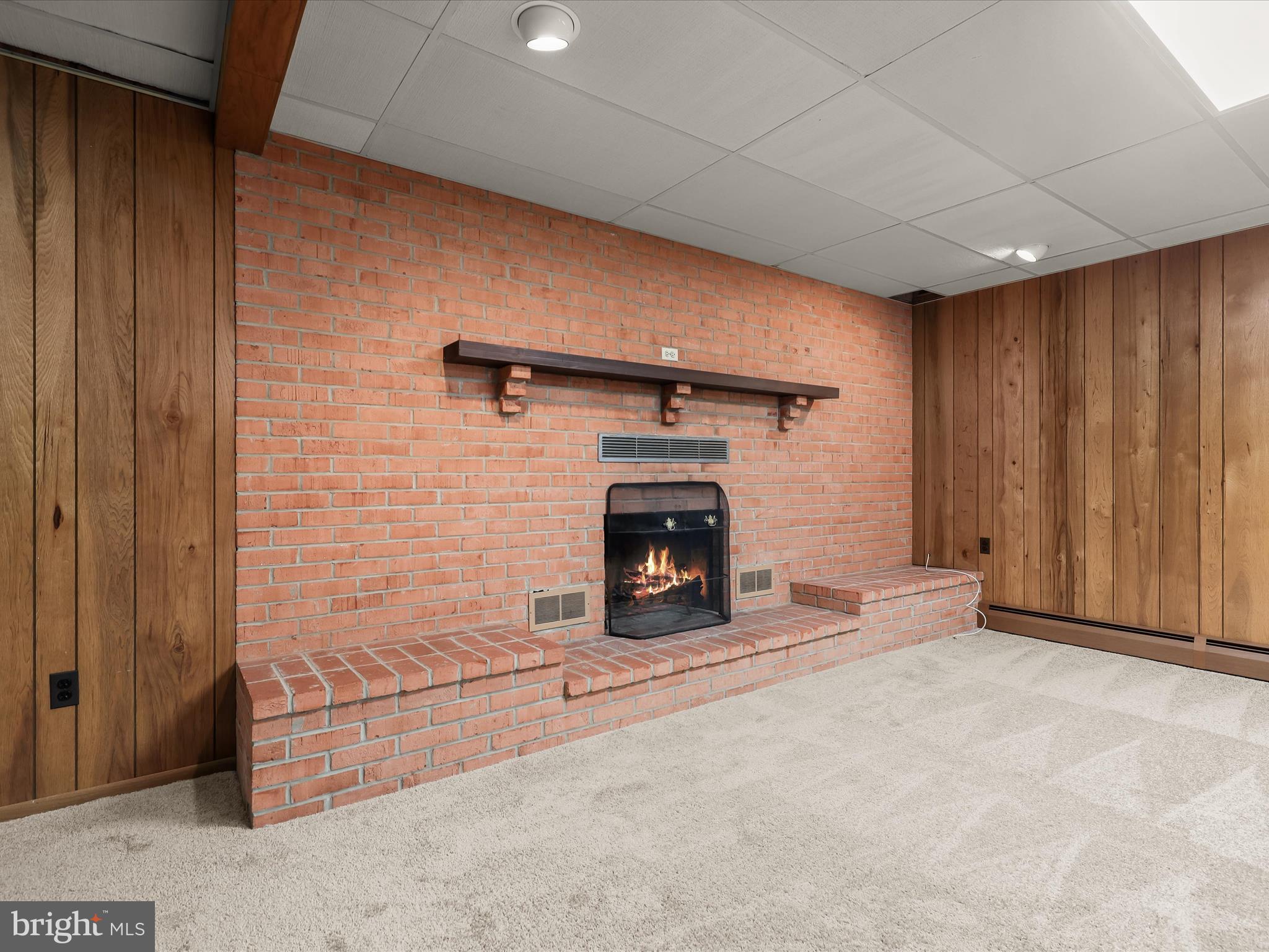 BREEZEWOOD FARMS - Residential