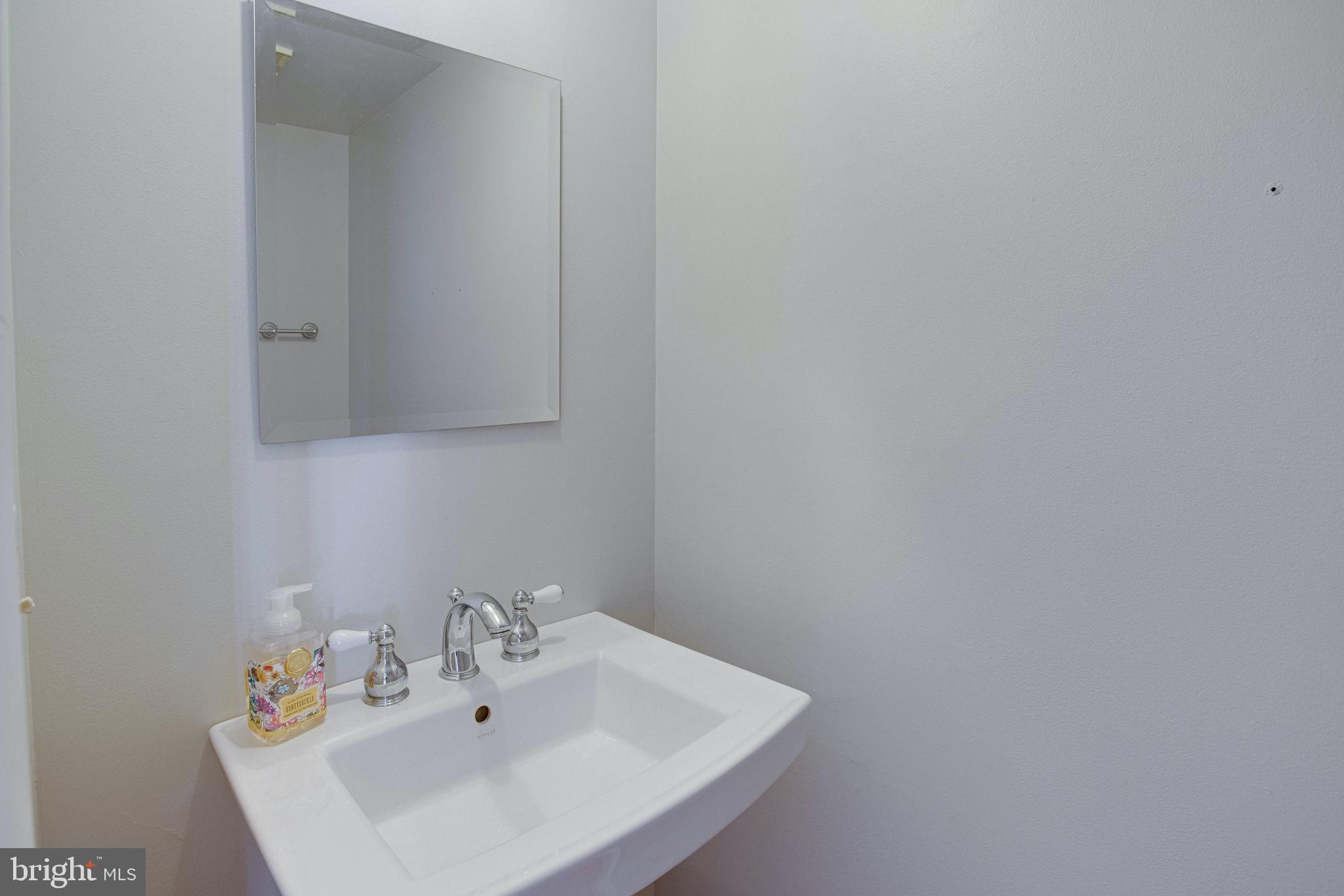 CARDINAL GLEN - Residential Lease