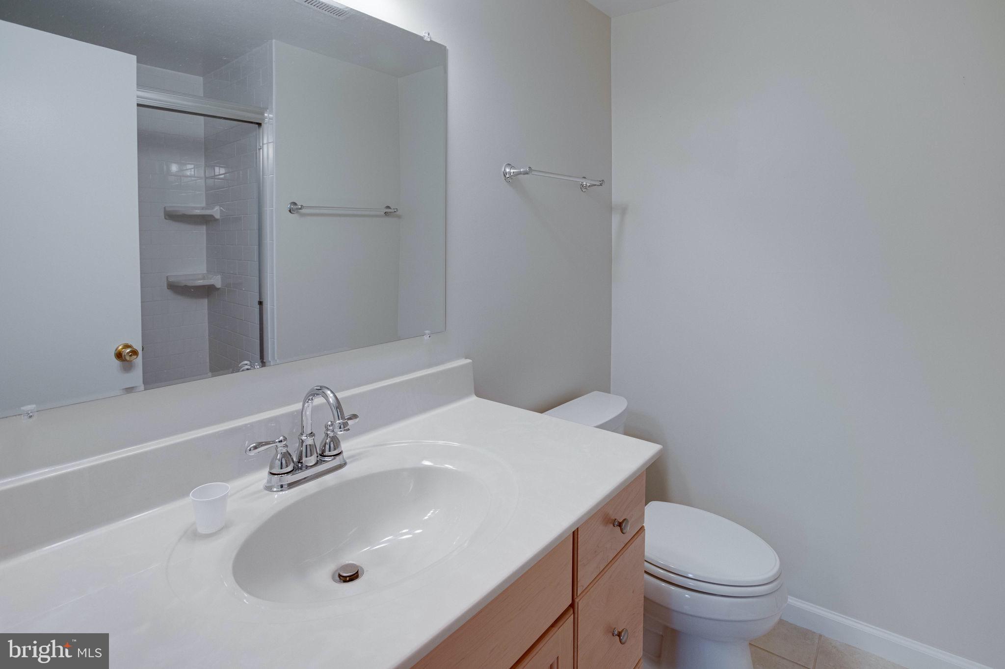 CARDINAL GLEN - Residential Lease