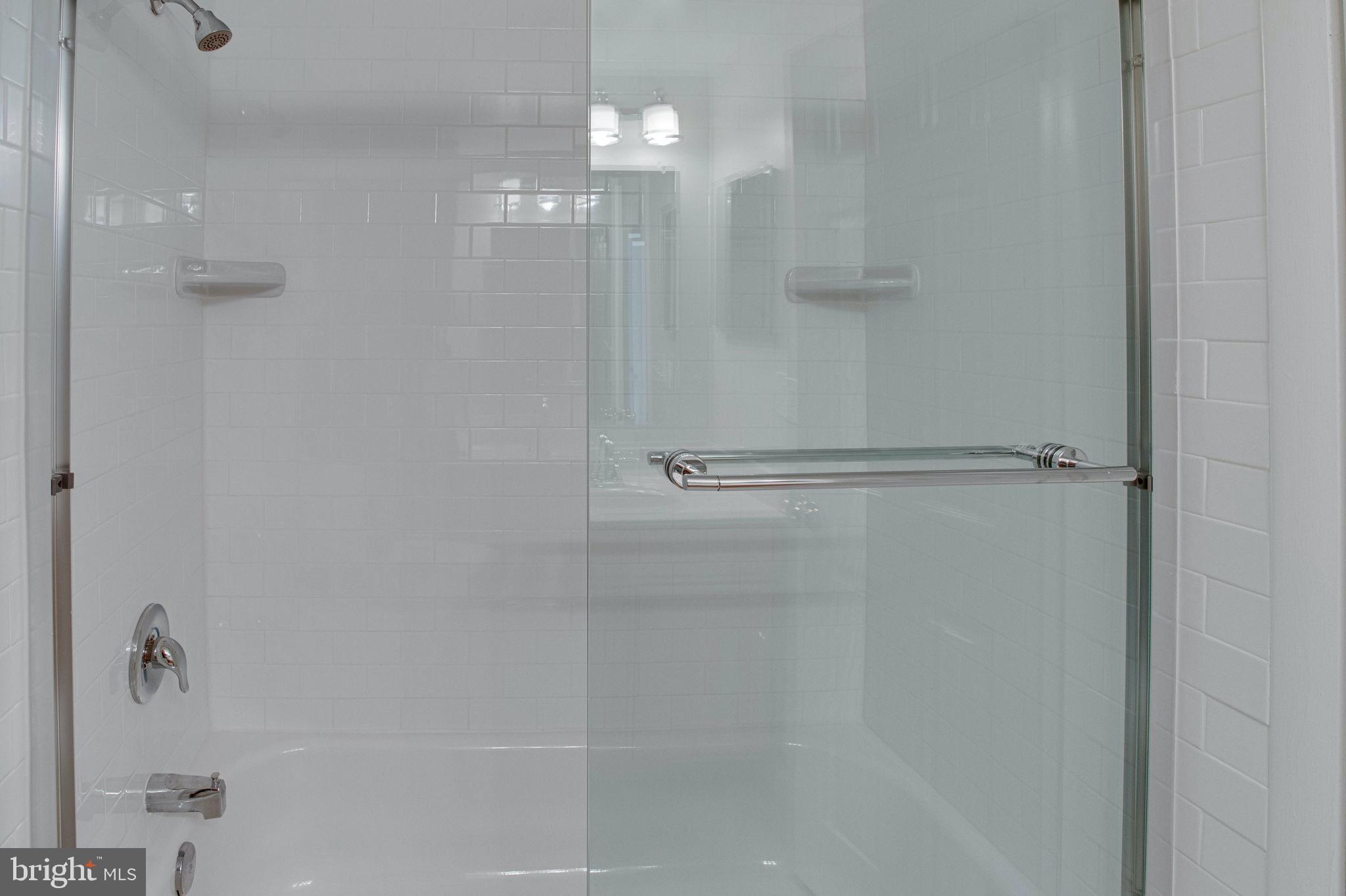 CARDINAL GLEN - Residential Lease