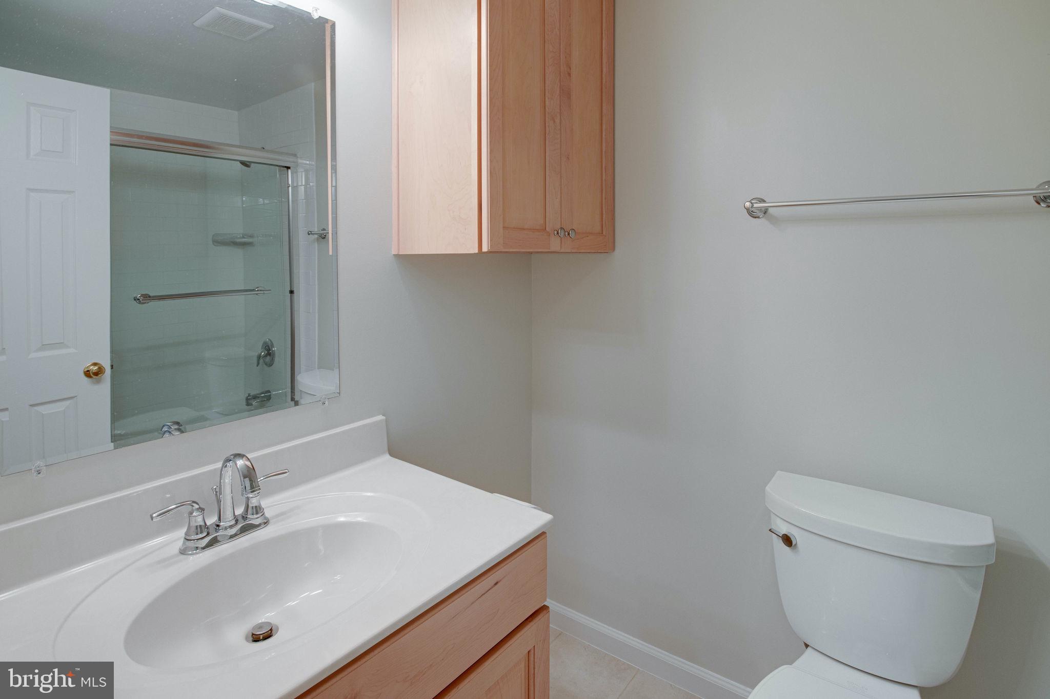 CARDINAL GLEN - Residential Lease