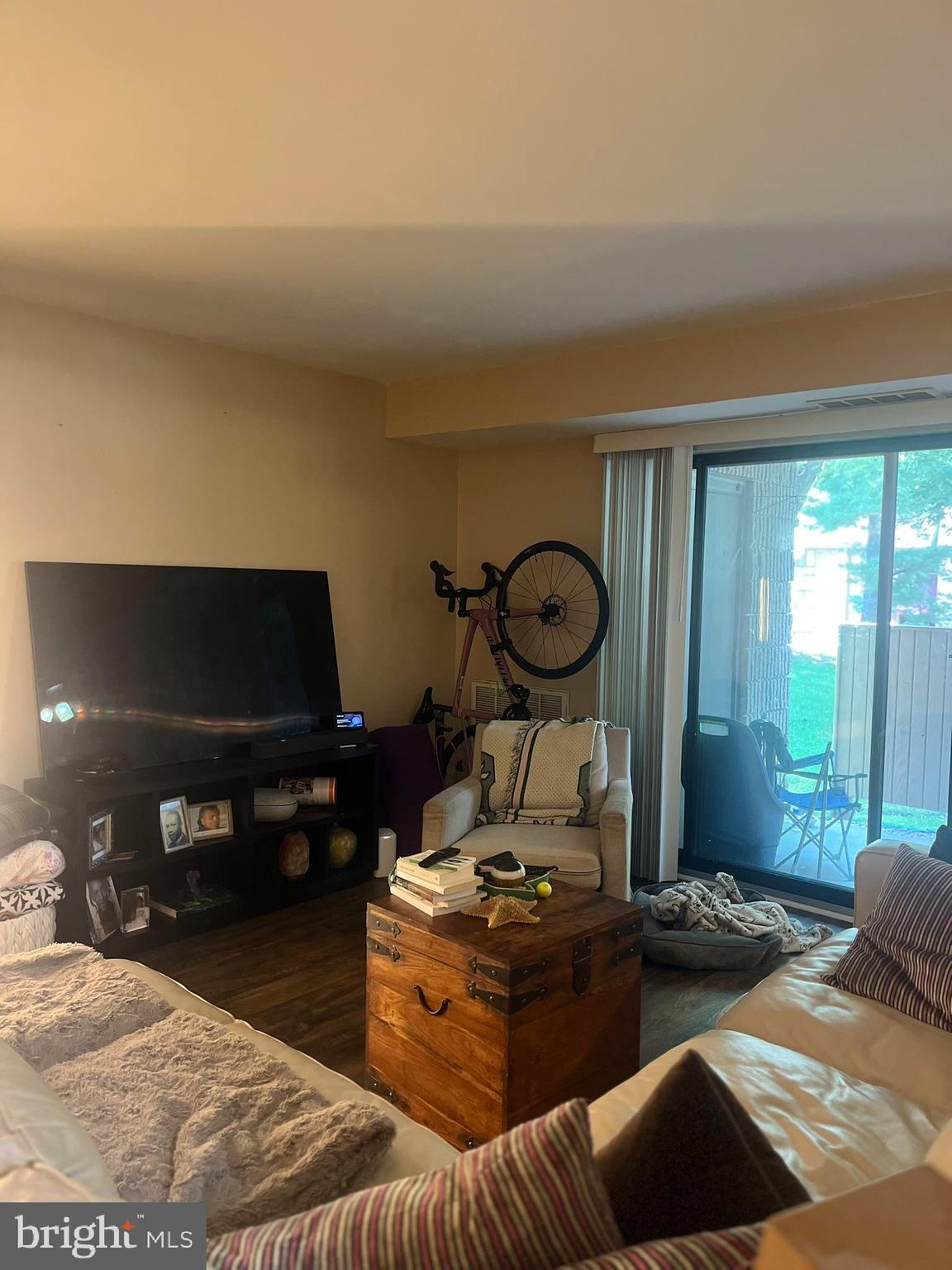 VILLAGE OF LONG REACH - Residential