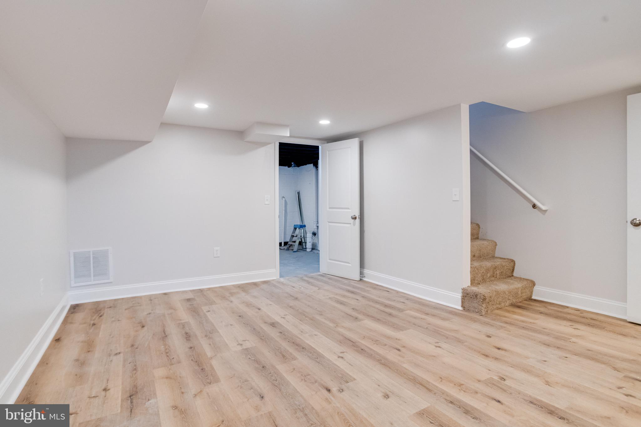 STEMMERS RUN - Residential