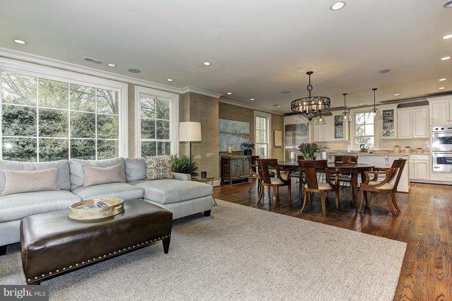 WESLEY HEIGHTS - Residential
