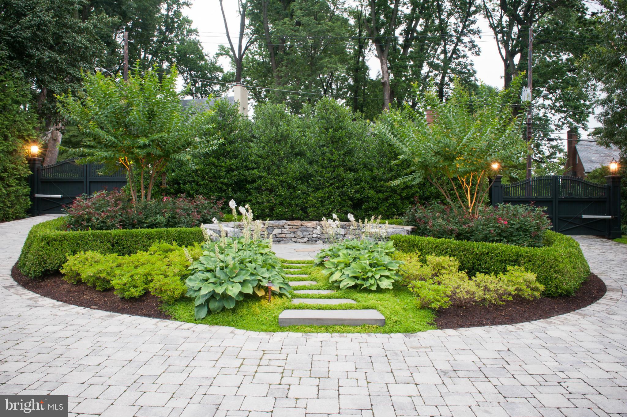 WESLEY HEIGHTS - Residential