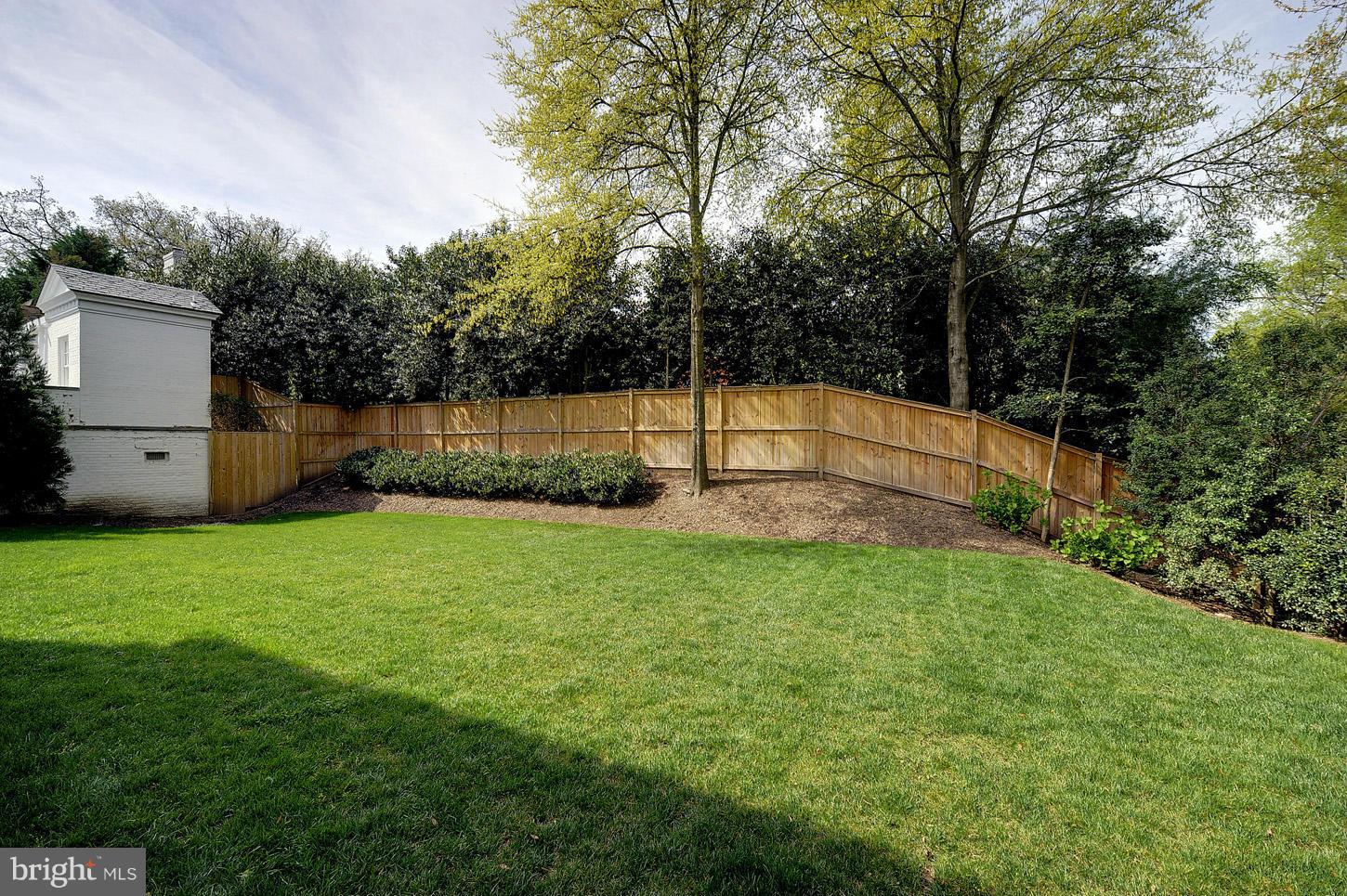 WESLEY HEIGHTS - Residential