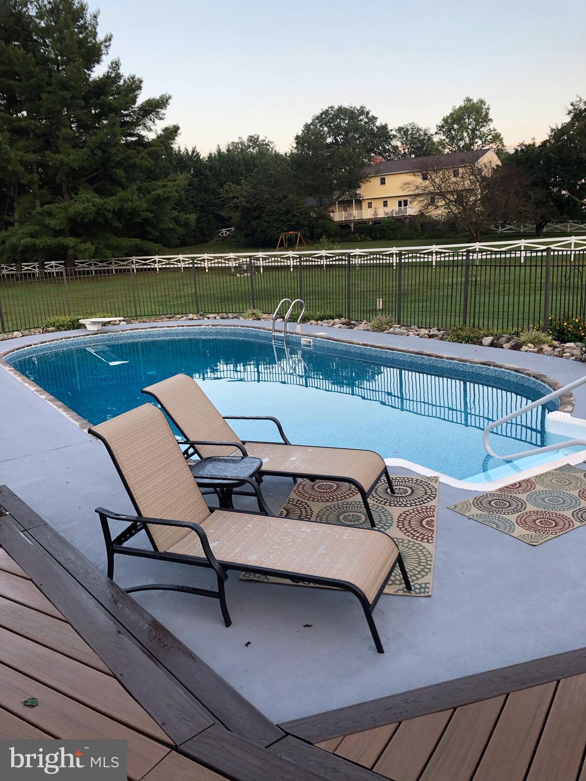 MUNCASTER MANOR - Residential