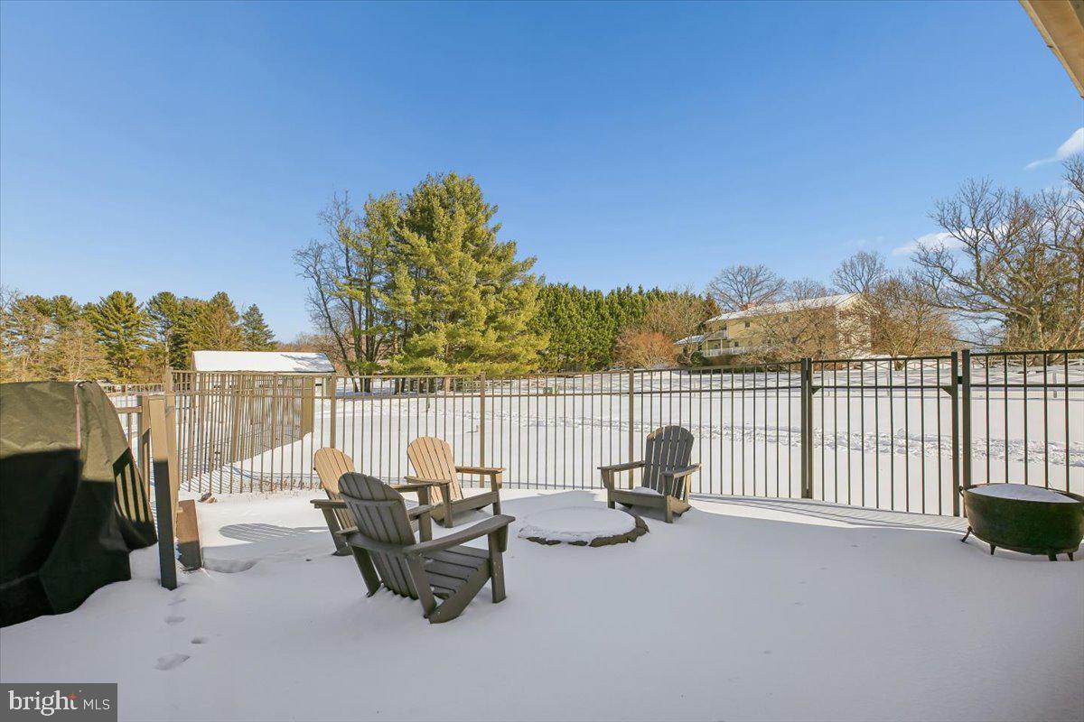 MUNCASTER MANOR - Residential