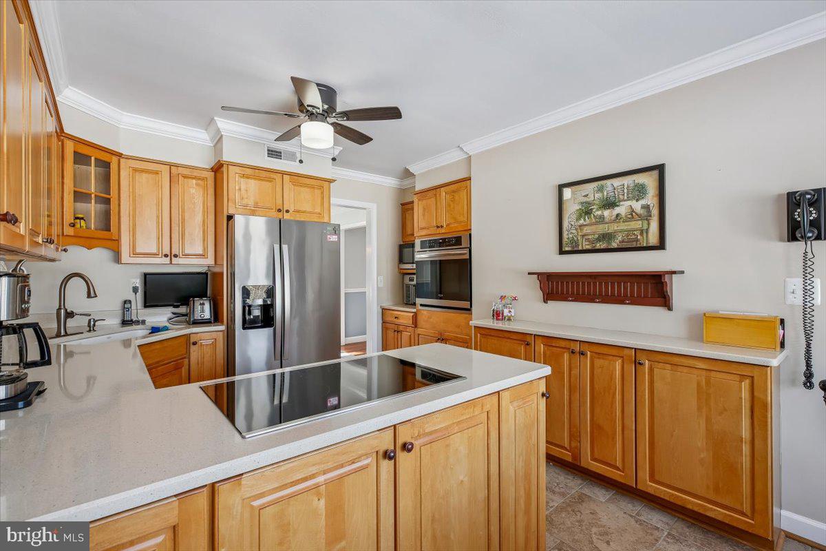 MUNCASTER MANOR - Residential