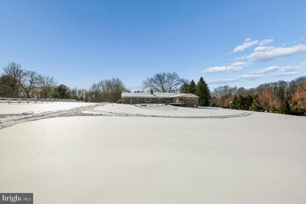 MUNCASTER MANOR - Residential