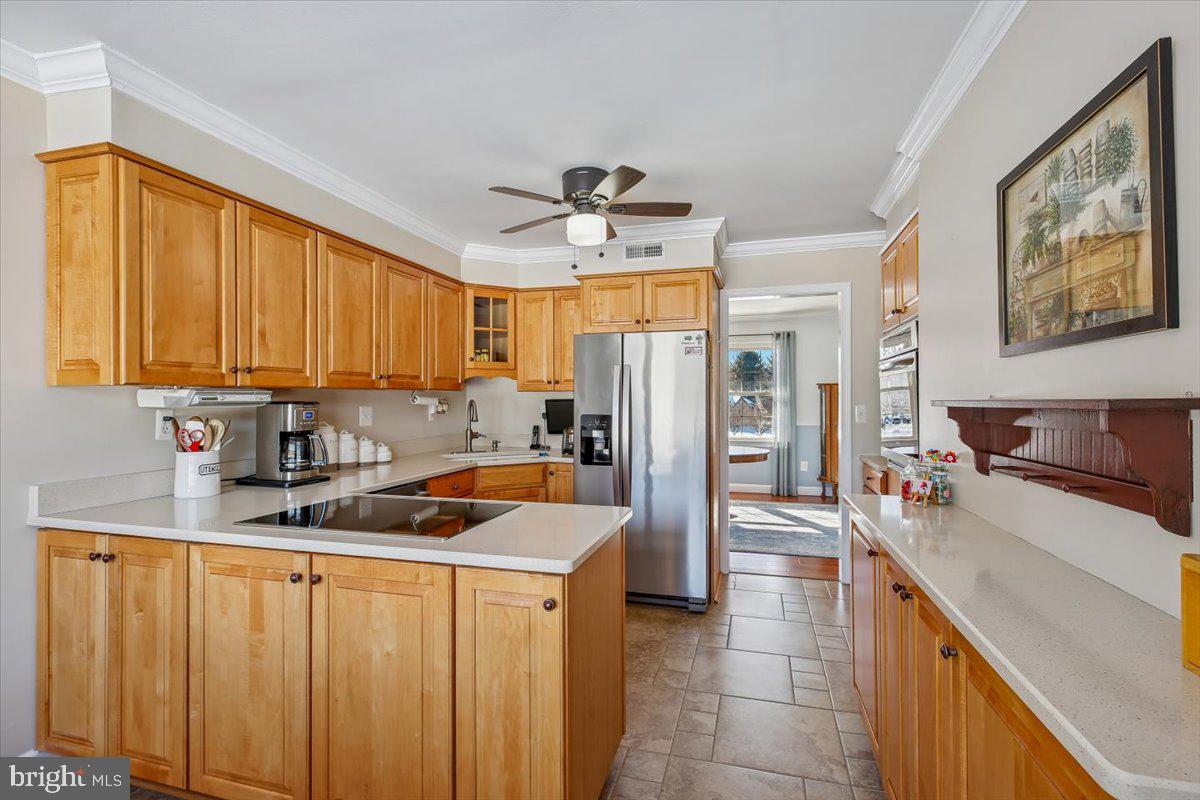 MUNCASTER MANOR - Residential