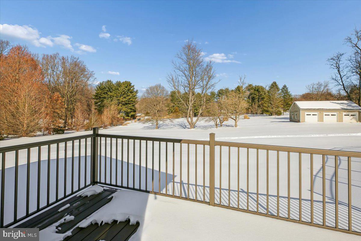 MUNCASTER MANOR - Residential