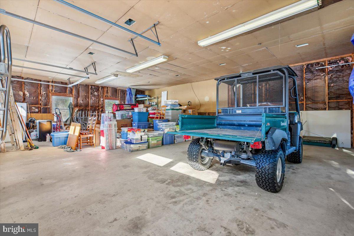 MUNCASTER MANOR - Residential