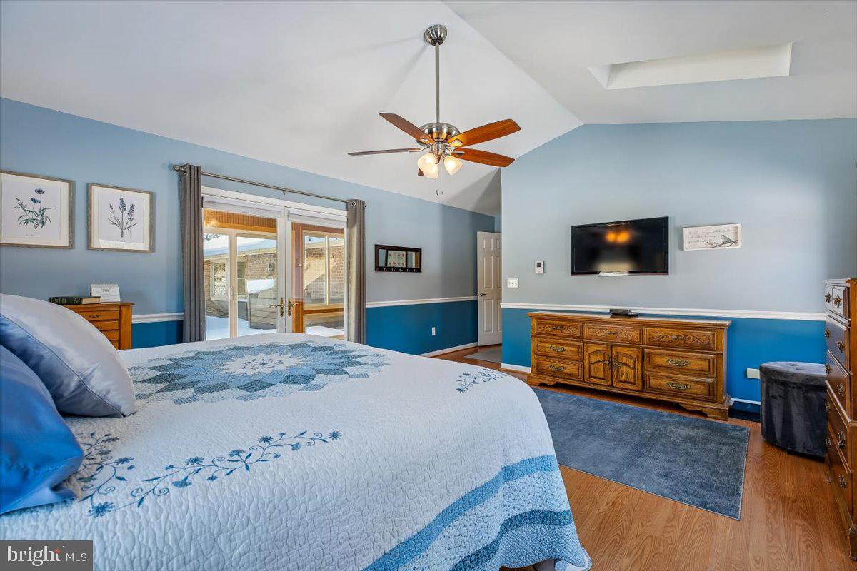 MUNCASTER MANOR - Residential