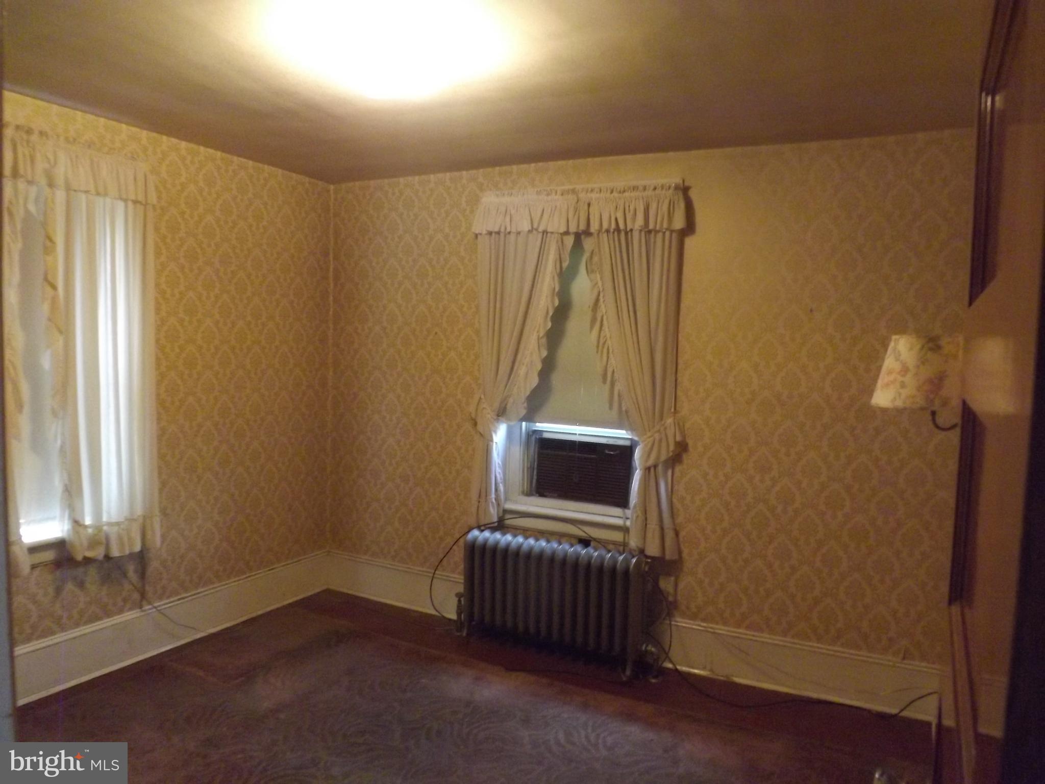 MINERSVILLE - Residential