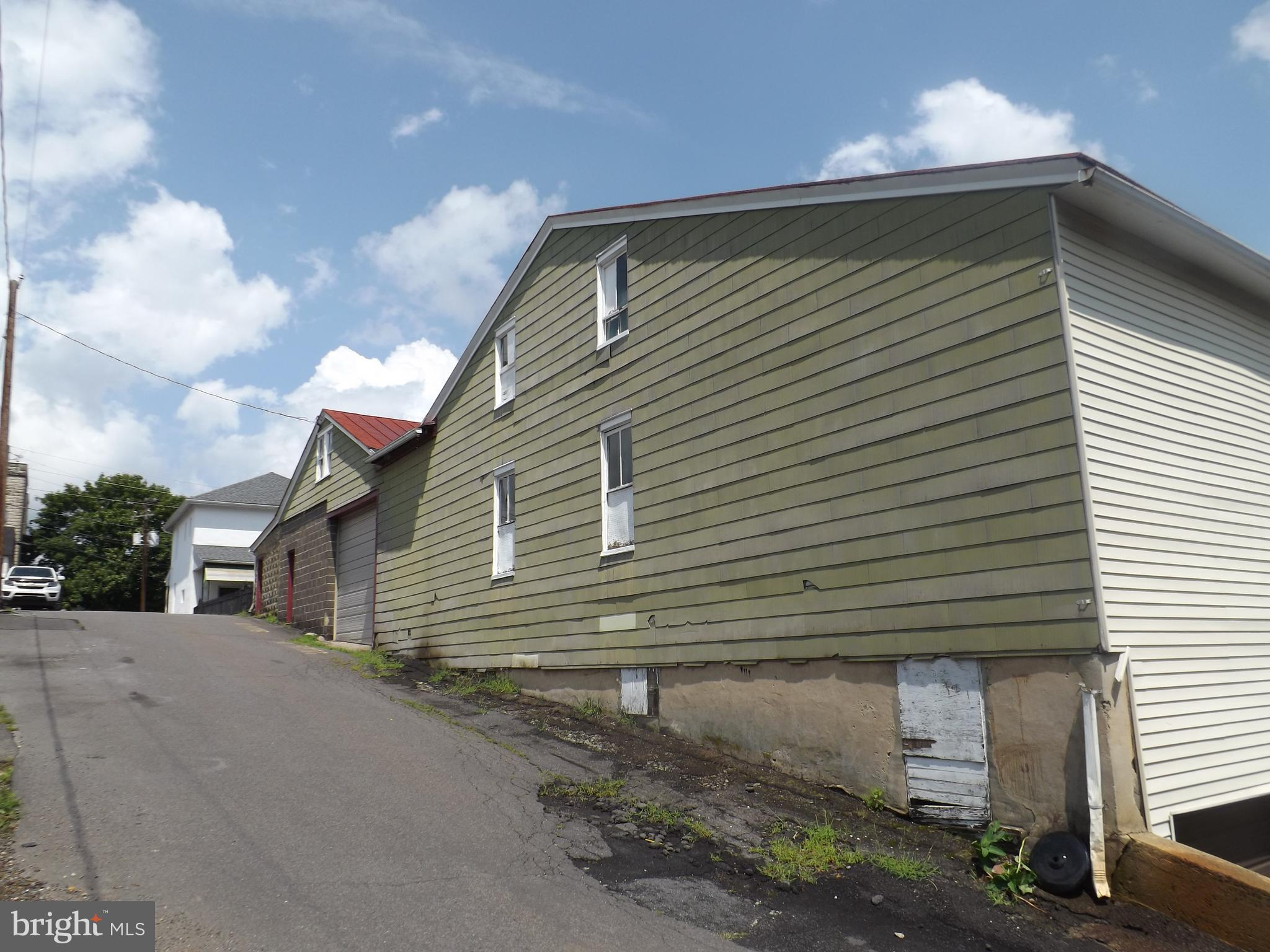 MINERSVILLE - Residential