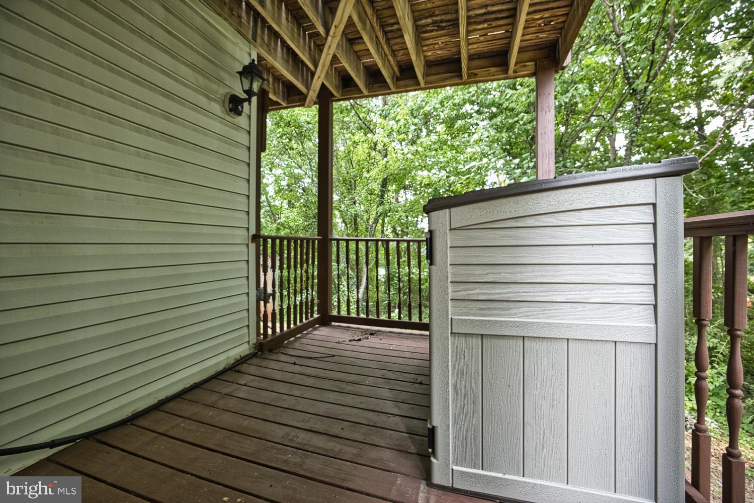 JEFFERSON VILLAGE - Residential Lease