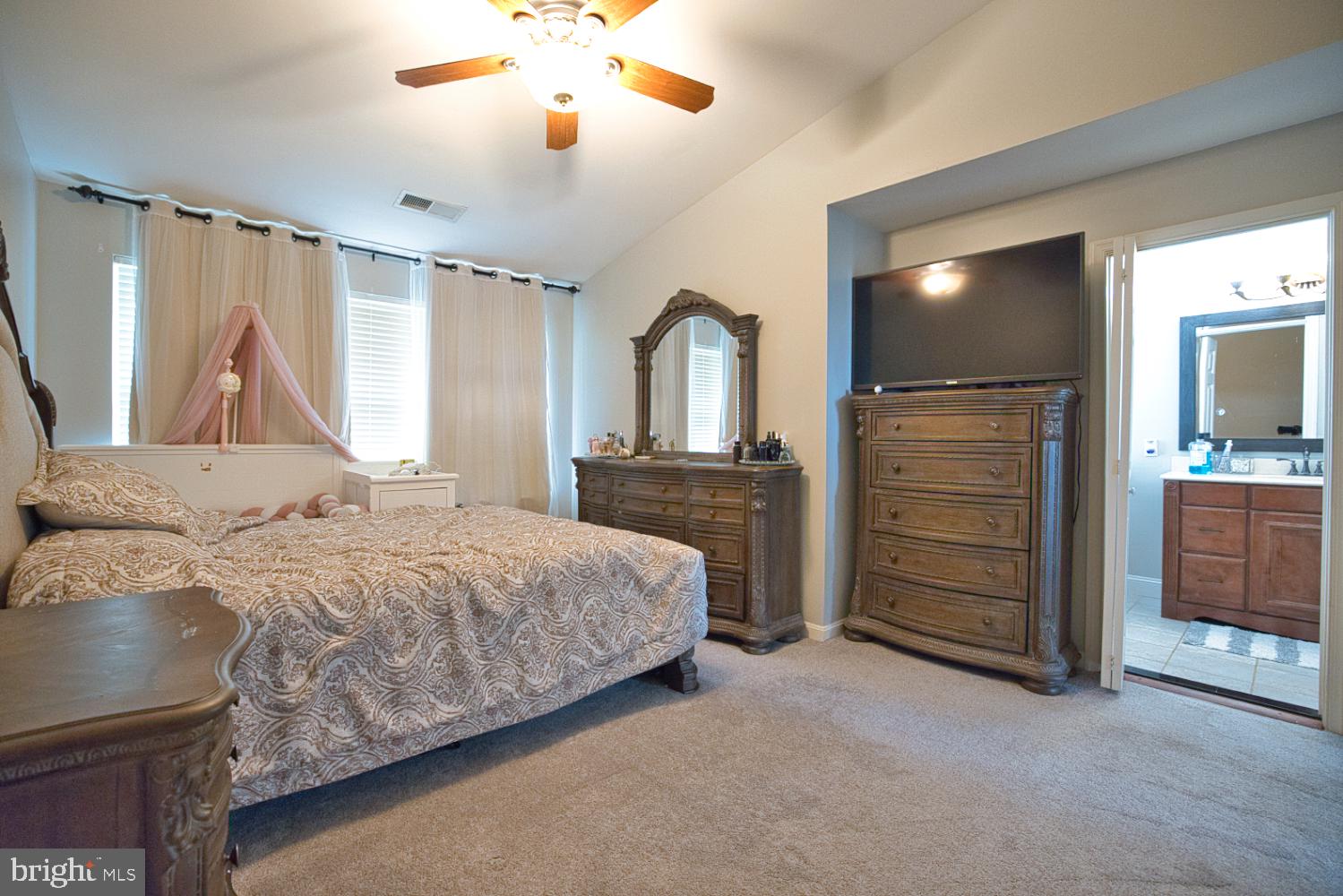 JEFFERSON VILLAGE - Residential Lease