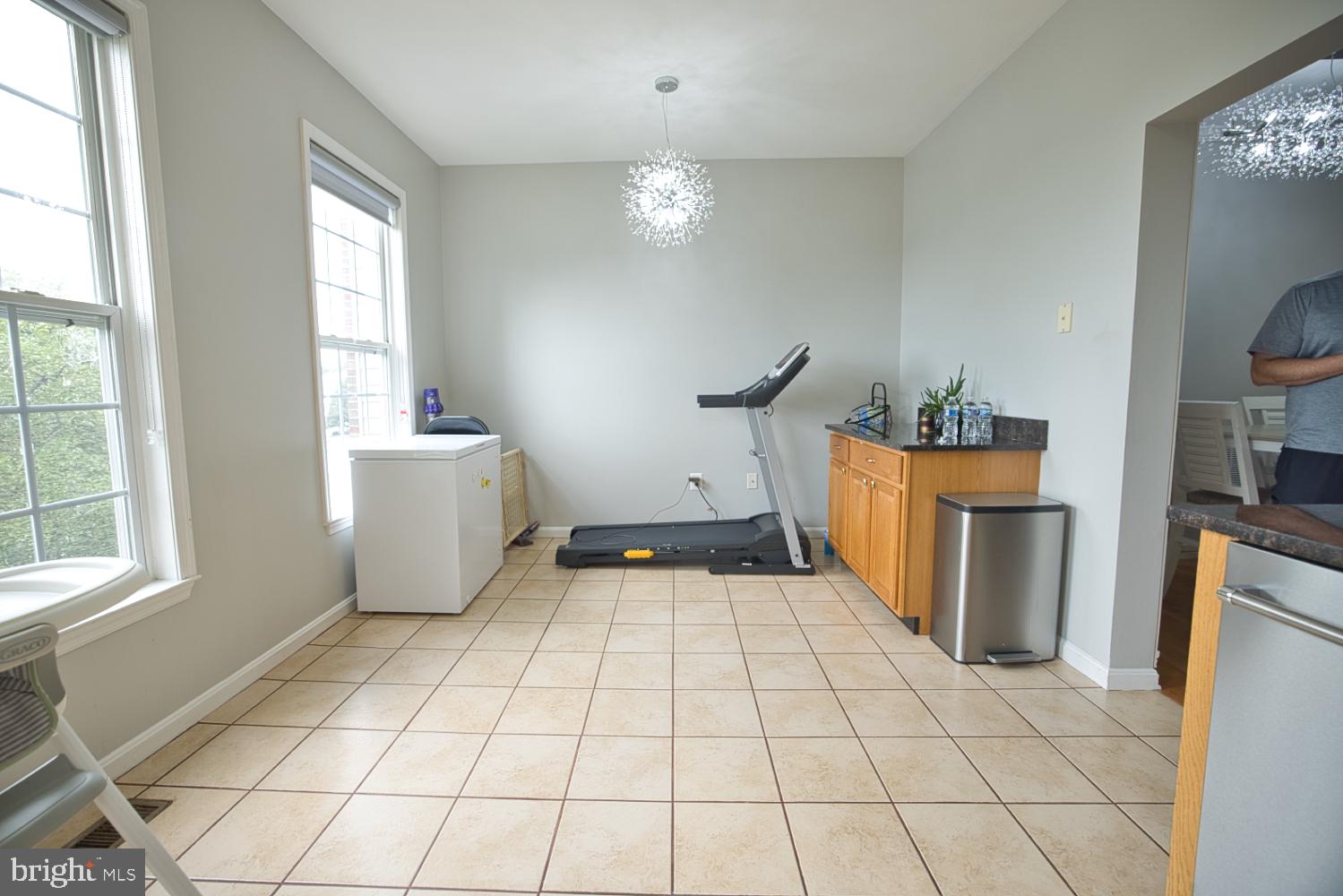 JEFFERSON VILLAGE - Residential Lease