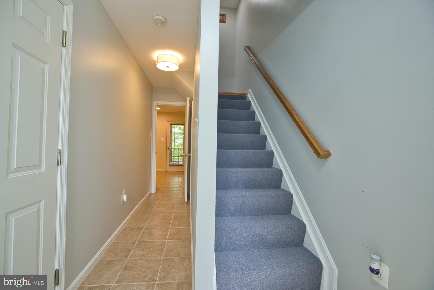 JEFFERSON VILLAGE - Residential Lease