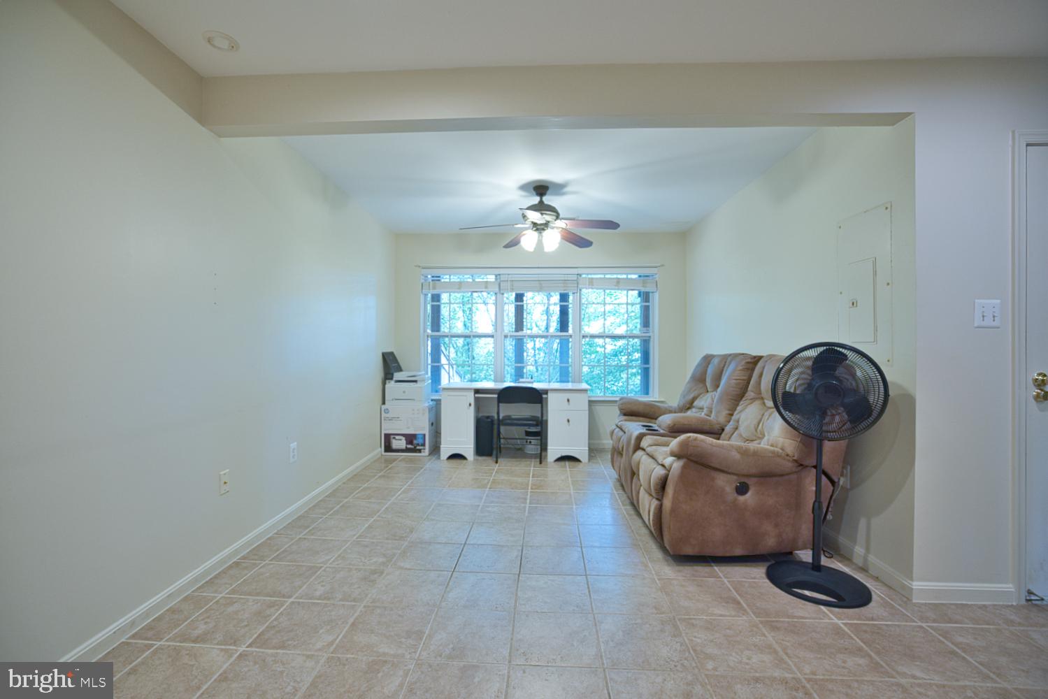 JEFFERSON VILLAGE - Residential Lease