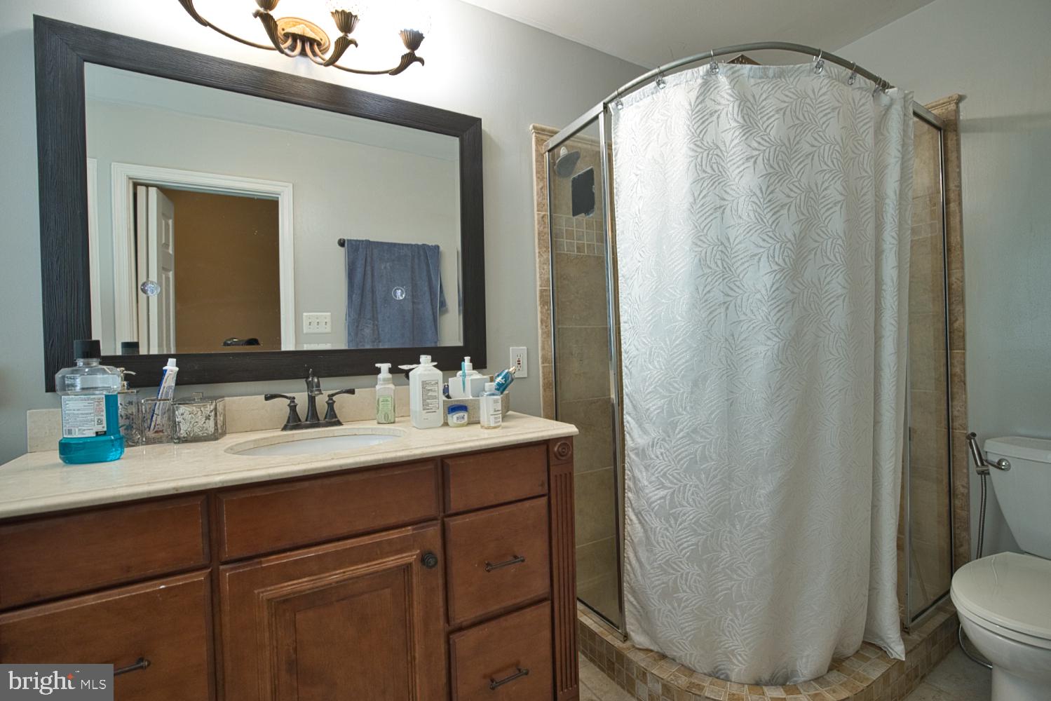 JEFFERSON VILLAGE - Residential Lease