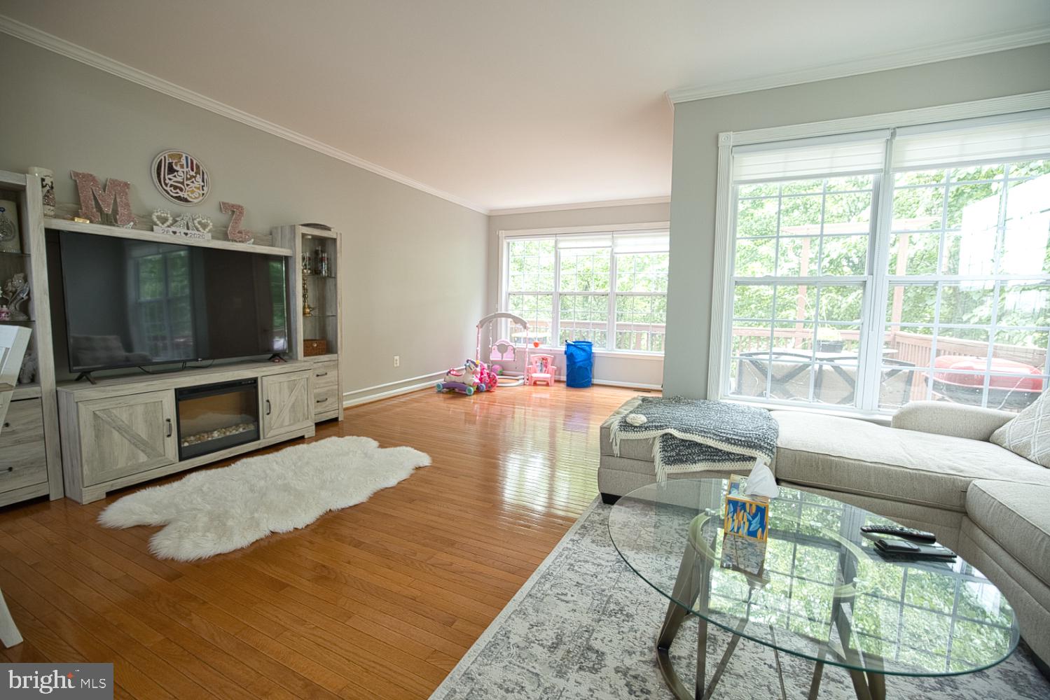 JEFFERSON VILLAGE - Residential Lease