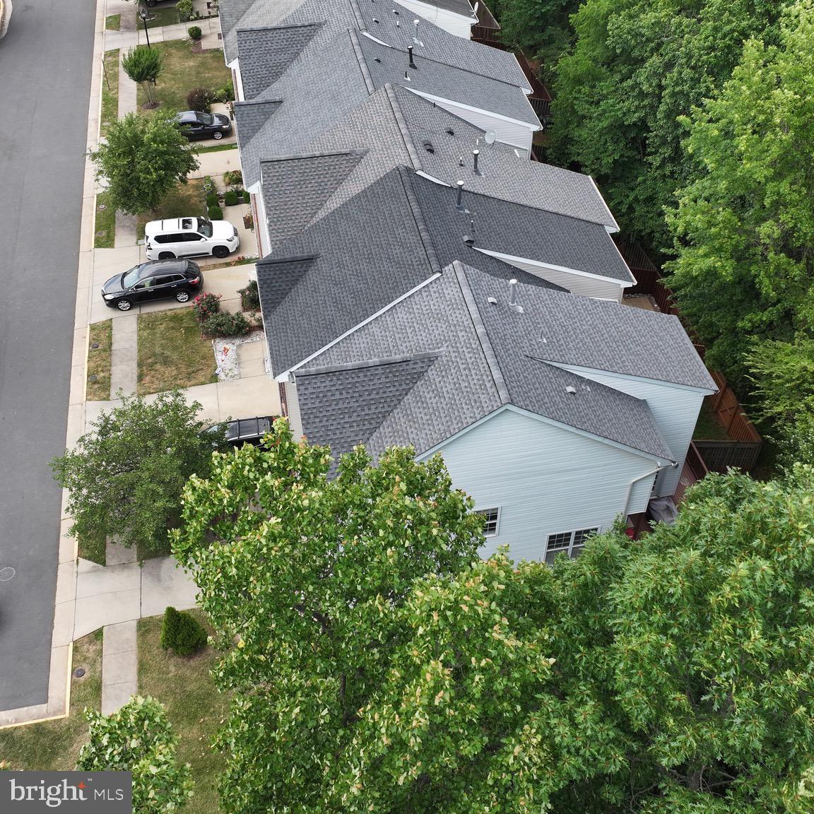 JEFFERSON VILLAGE - Residential Lease