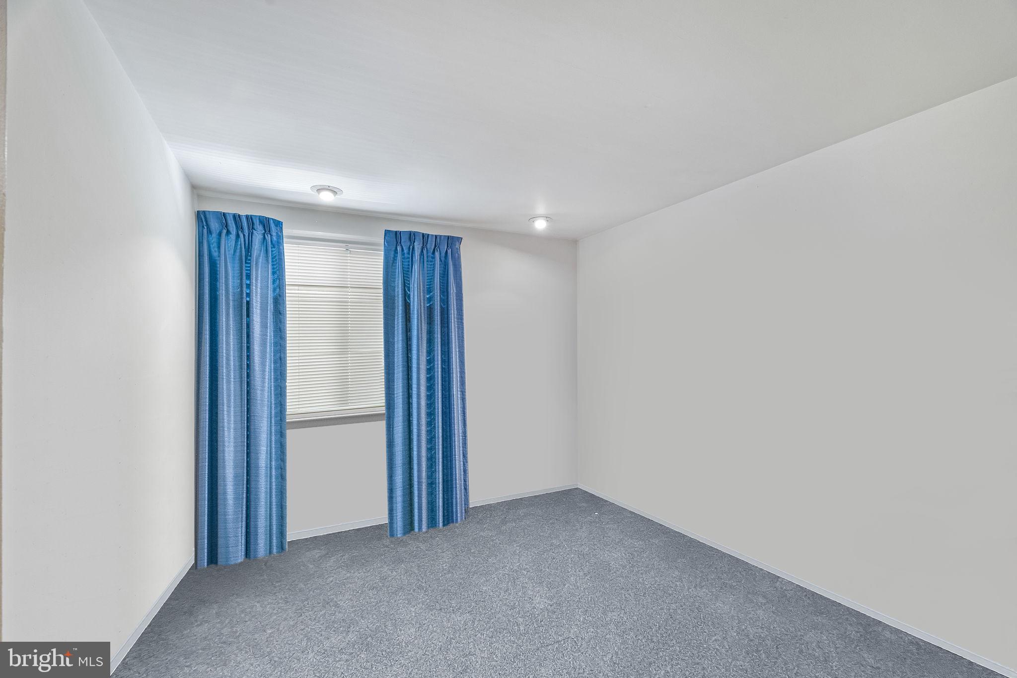 KENILWORTH AT BELAIR - Residential