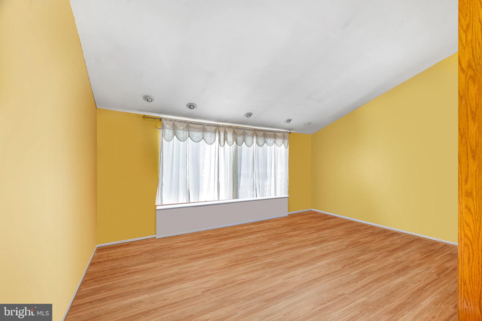 KENILWORTH AT BELAIR - Residential