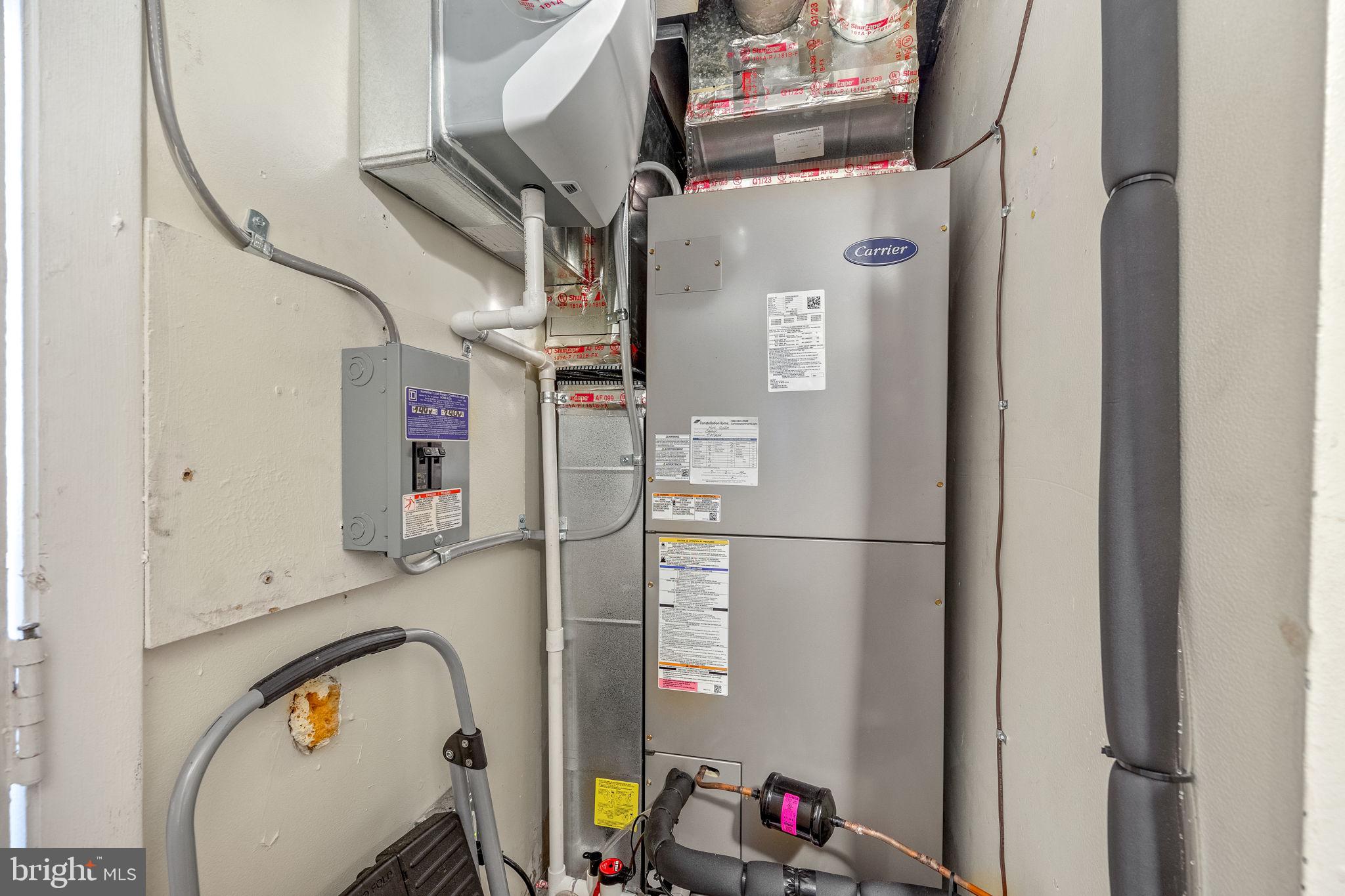 KENILWORTH AT BELAIR - Residential