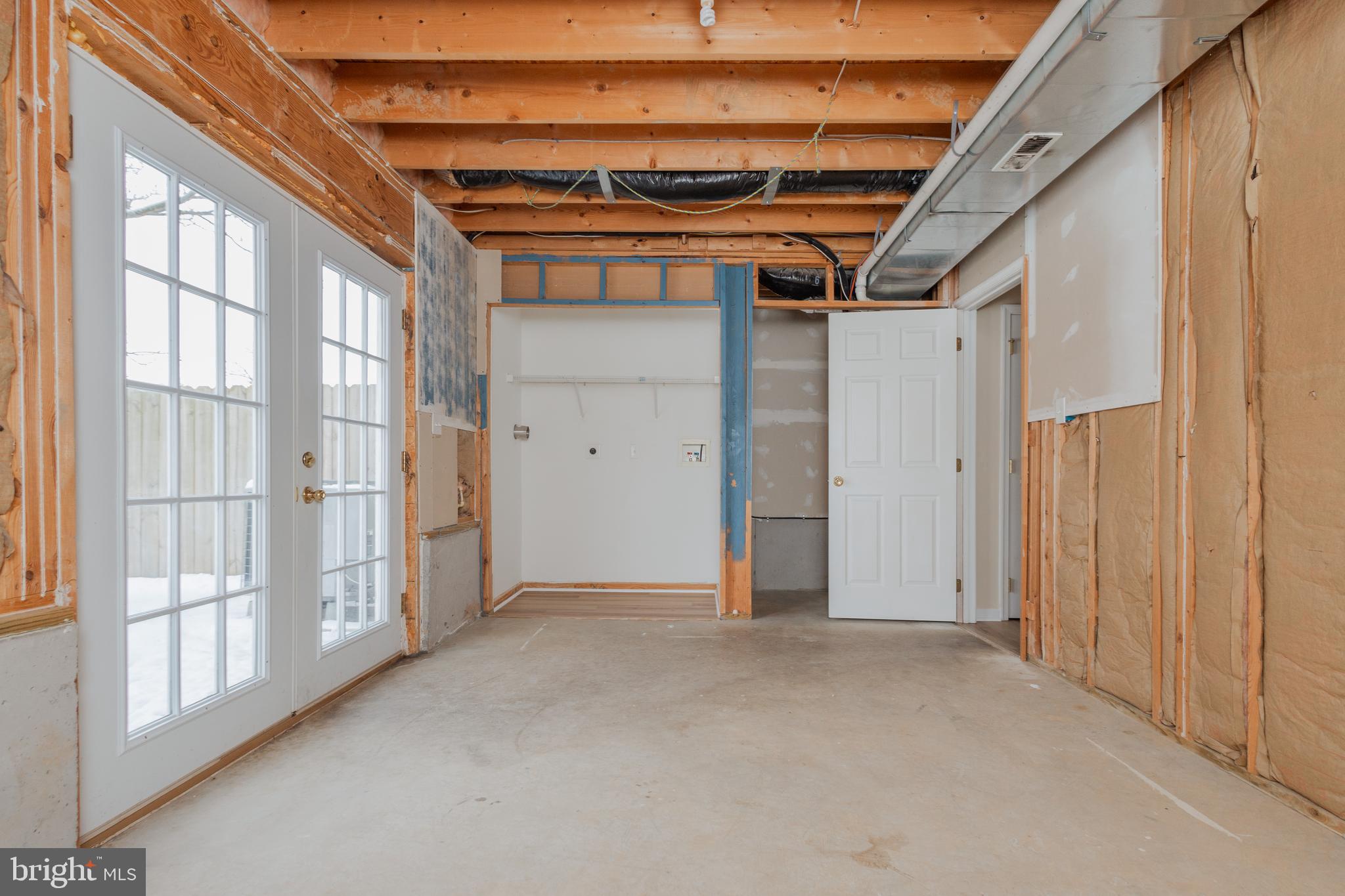 TOWNES OF TOPAZ - Residential