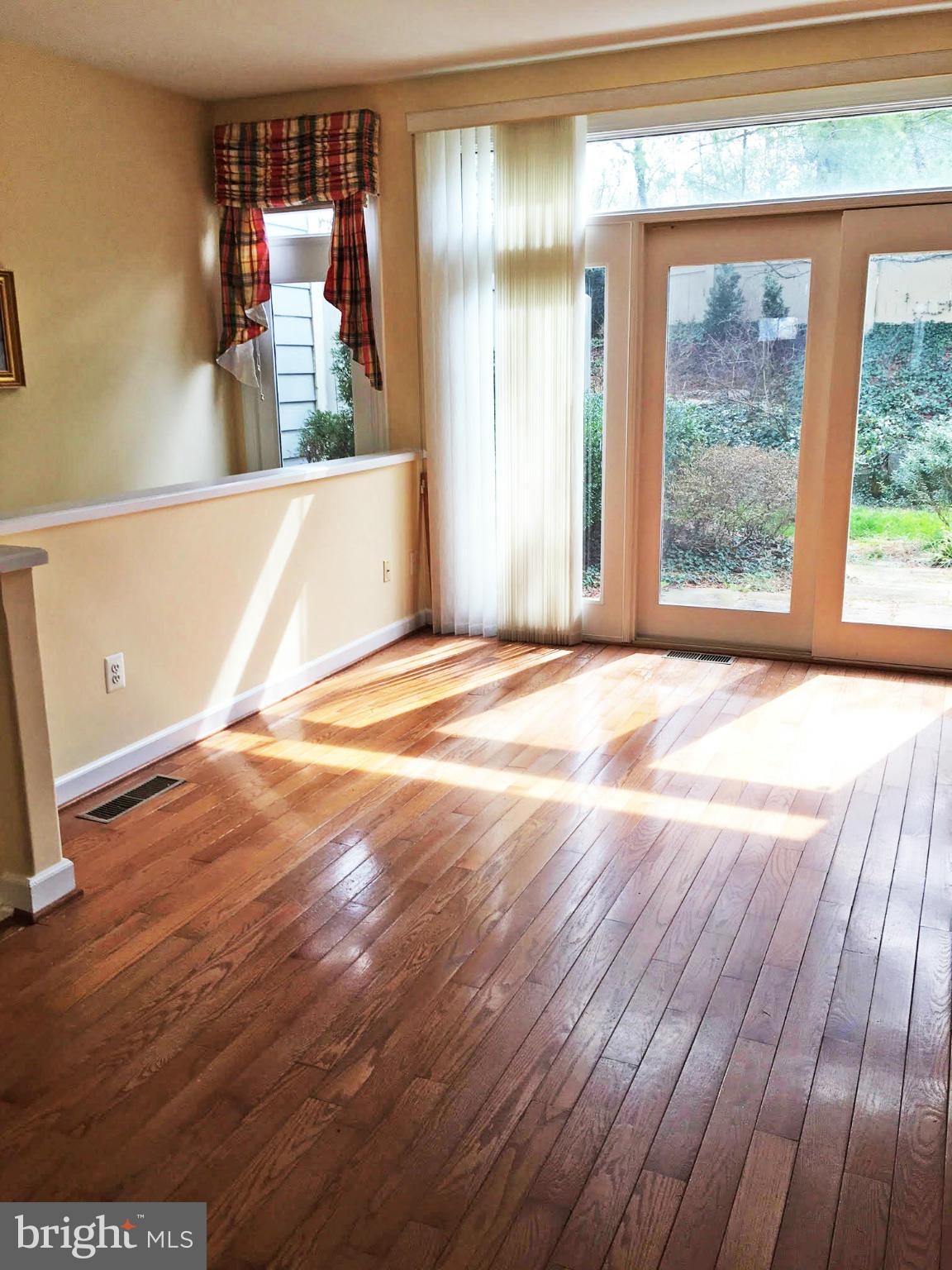 HILLCREST - Residential Lease