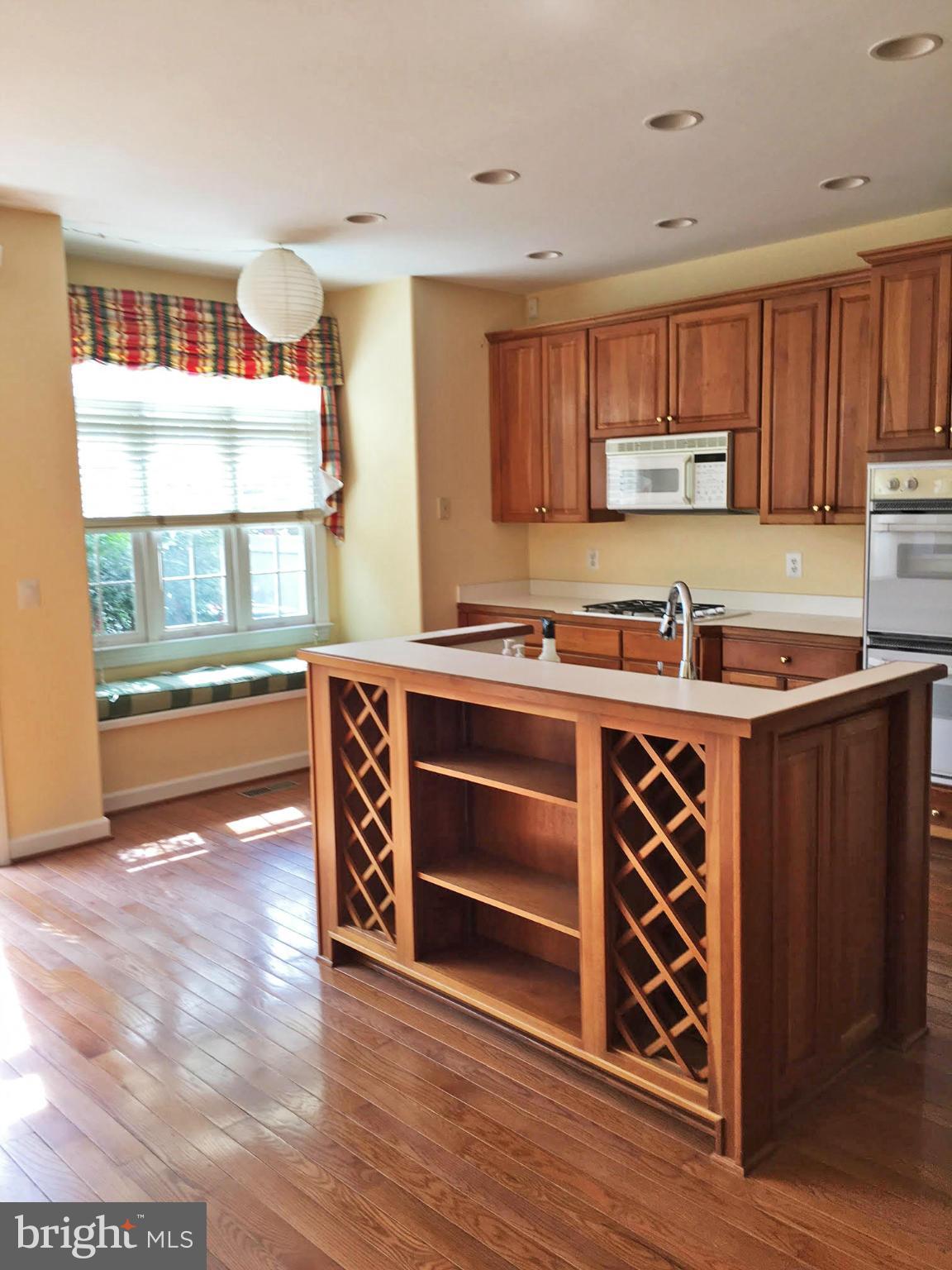 HILLCREST - Residential Lease