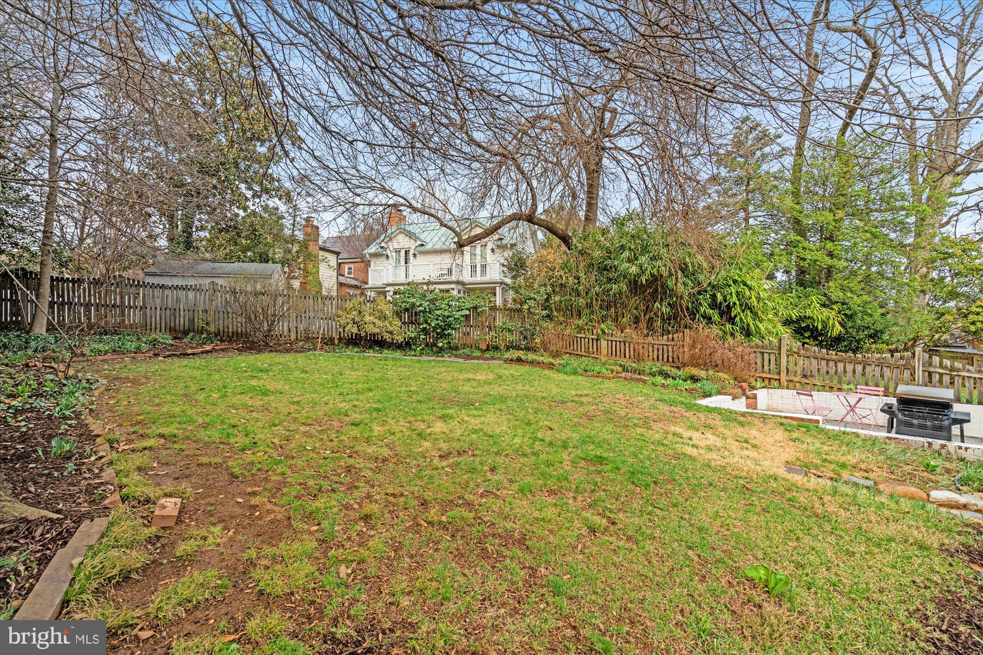 JEFFERSON PARK - Residential