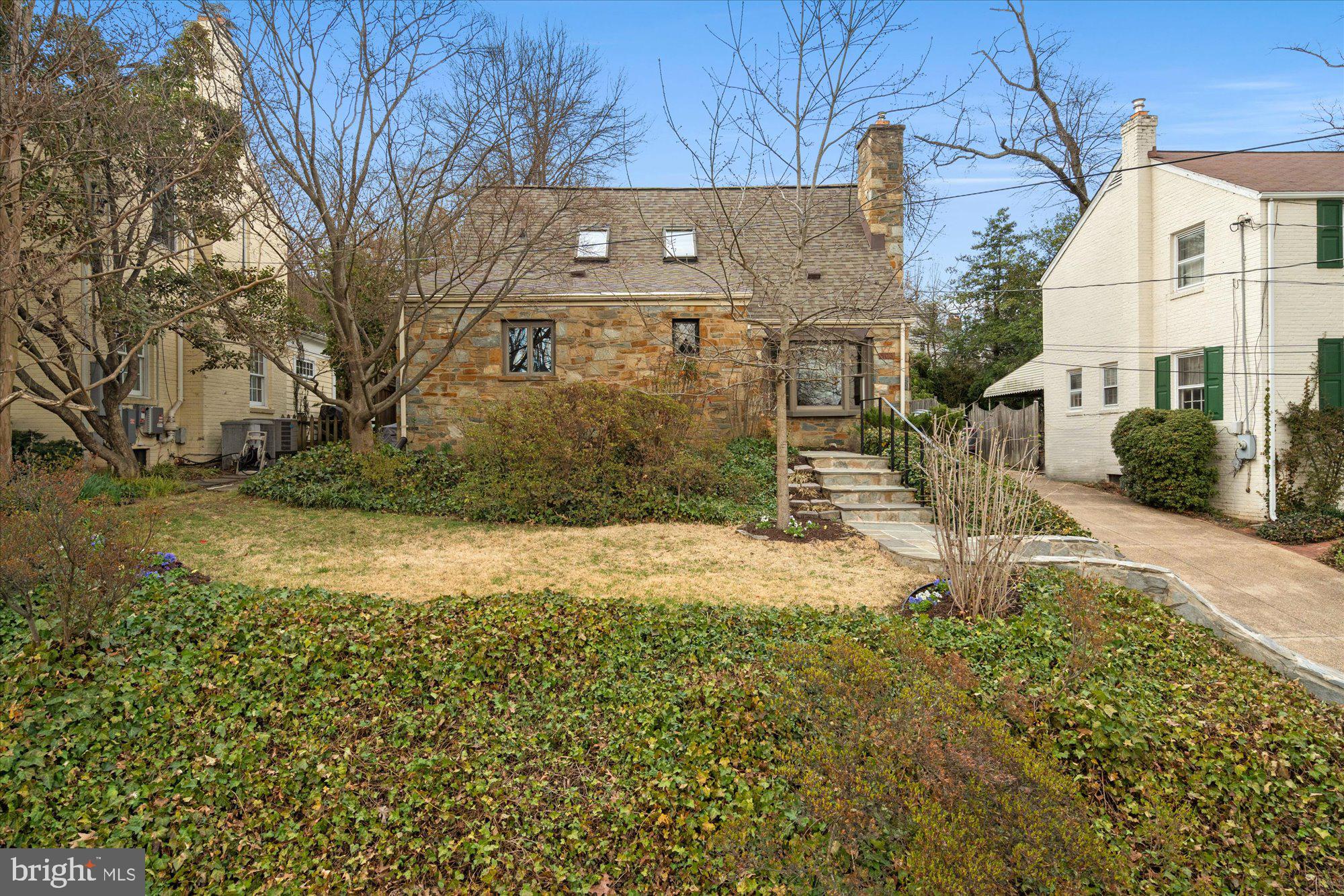 JEFFERSON PARK - Residential