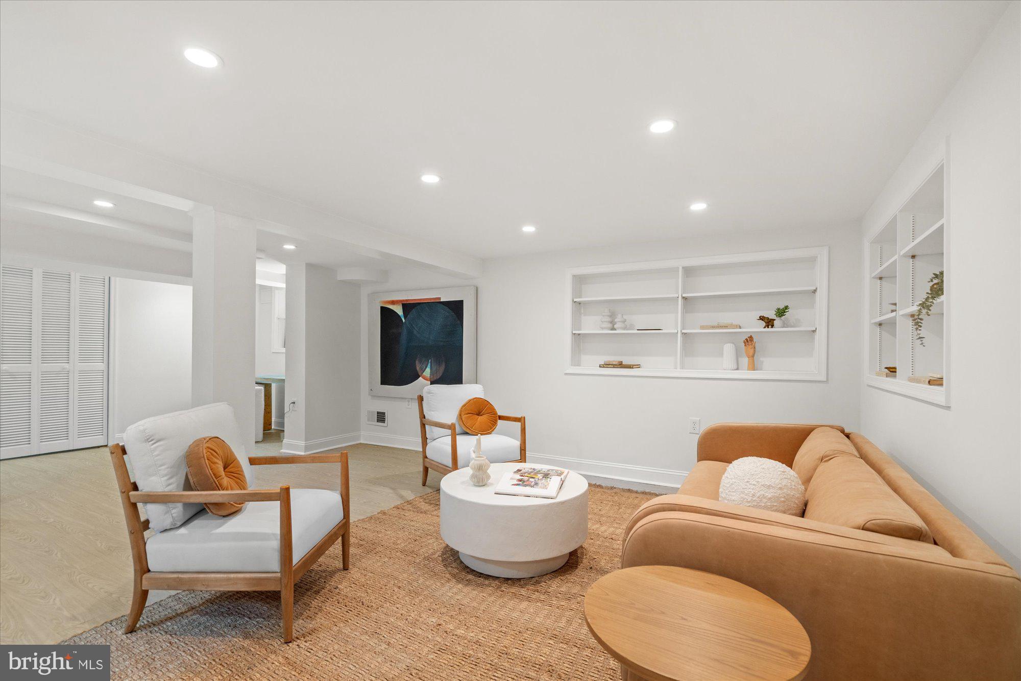 JEFFERSON PARK - Residential