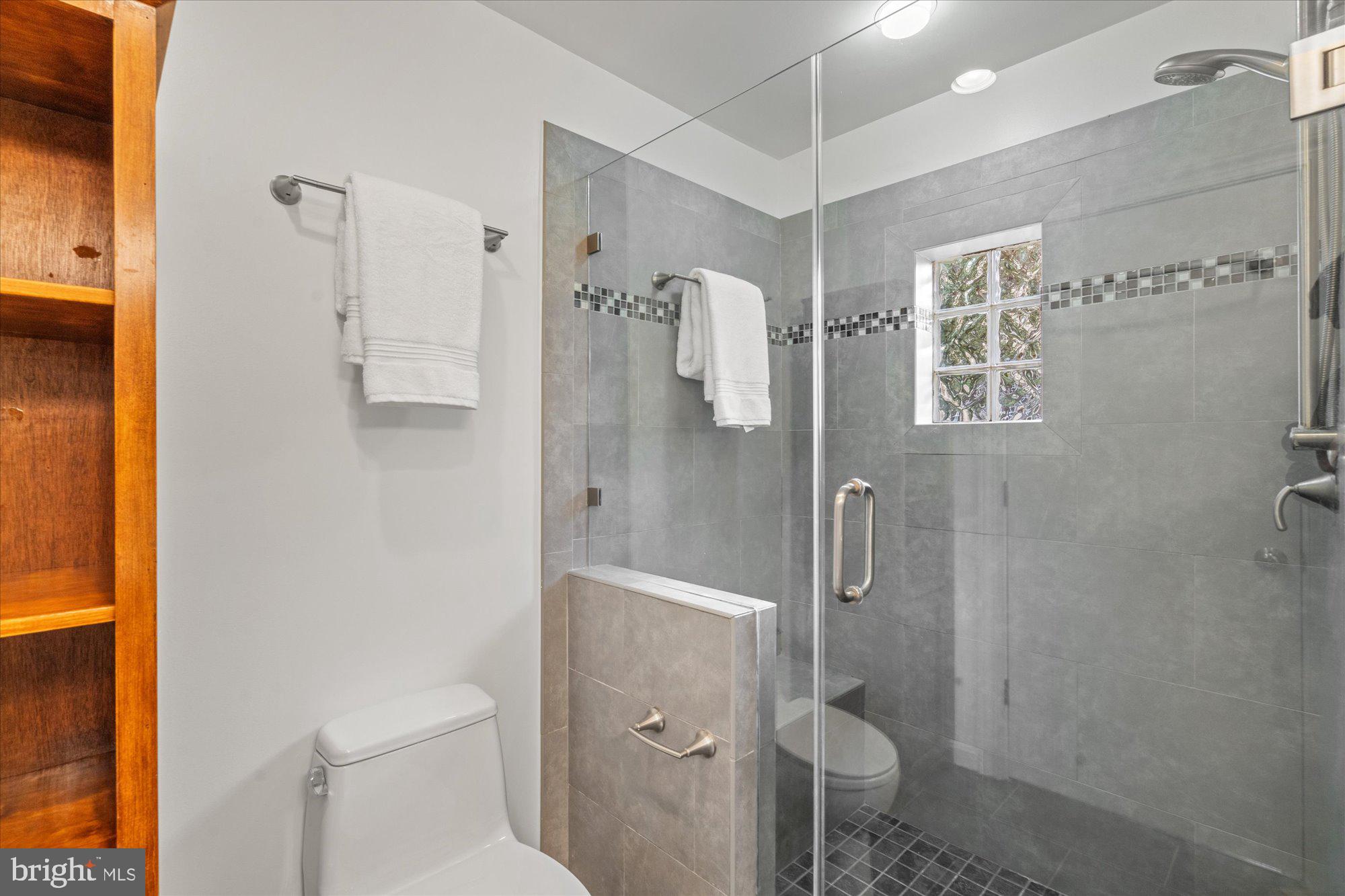 JEFFERSON PARK - Residential