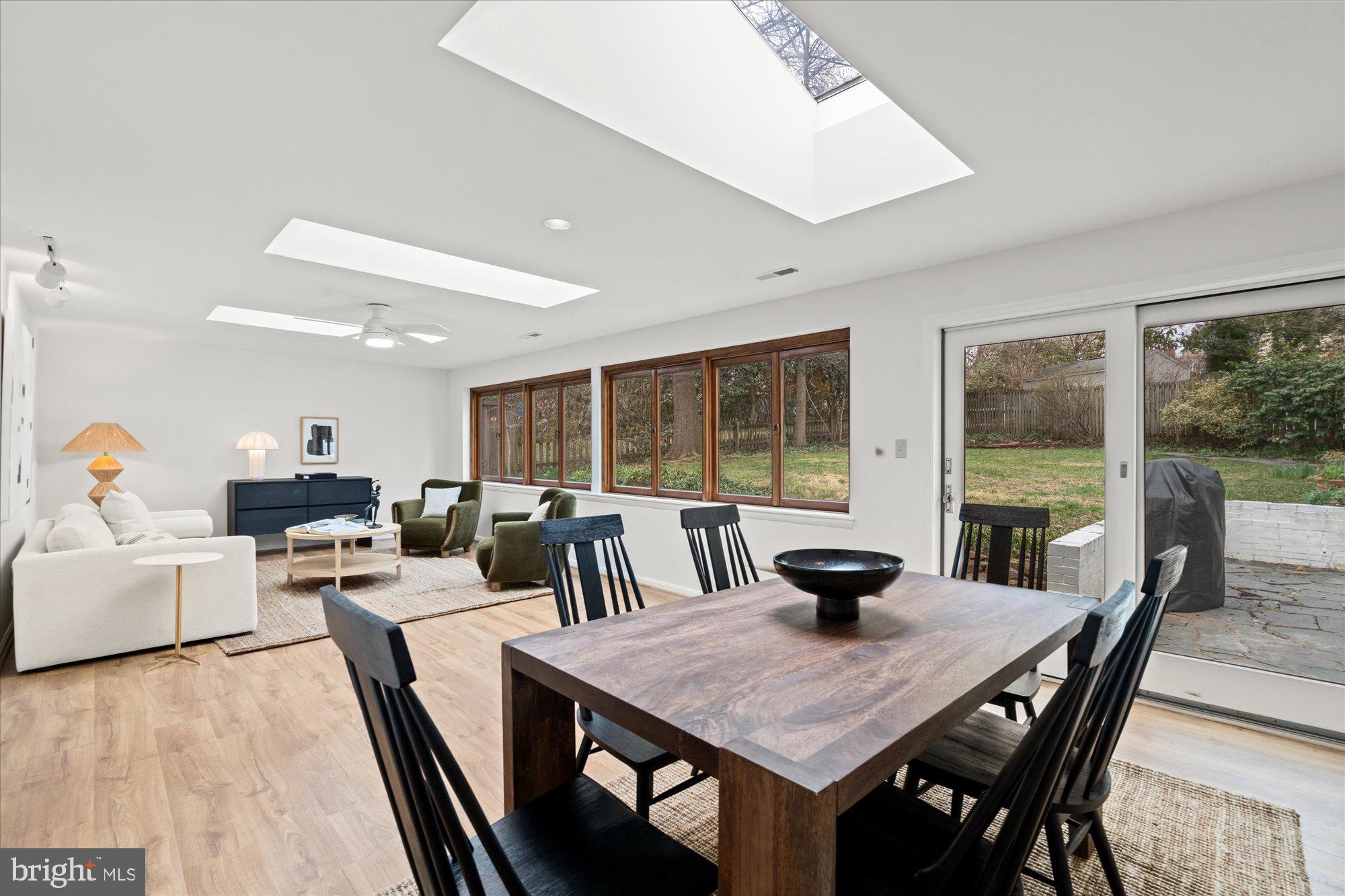 JEFFERSON PARK - Residential