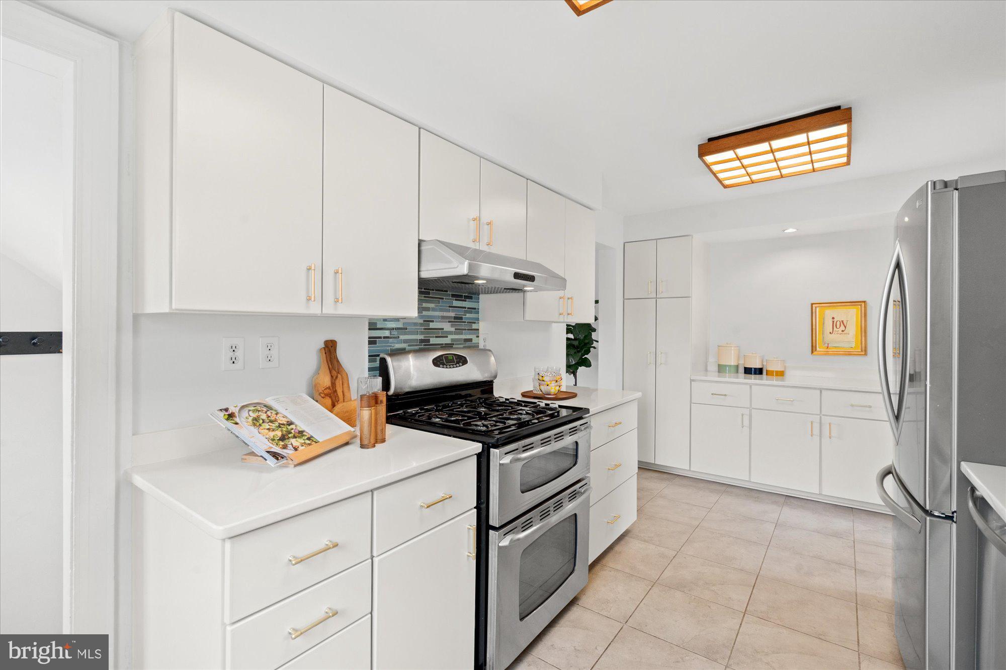 JEFFERSON PARK - Residential