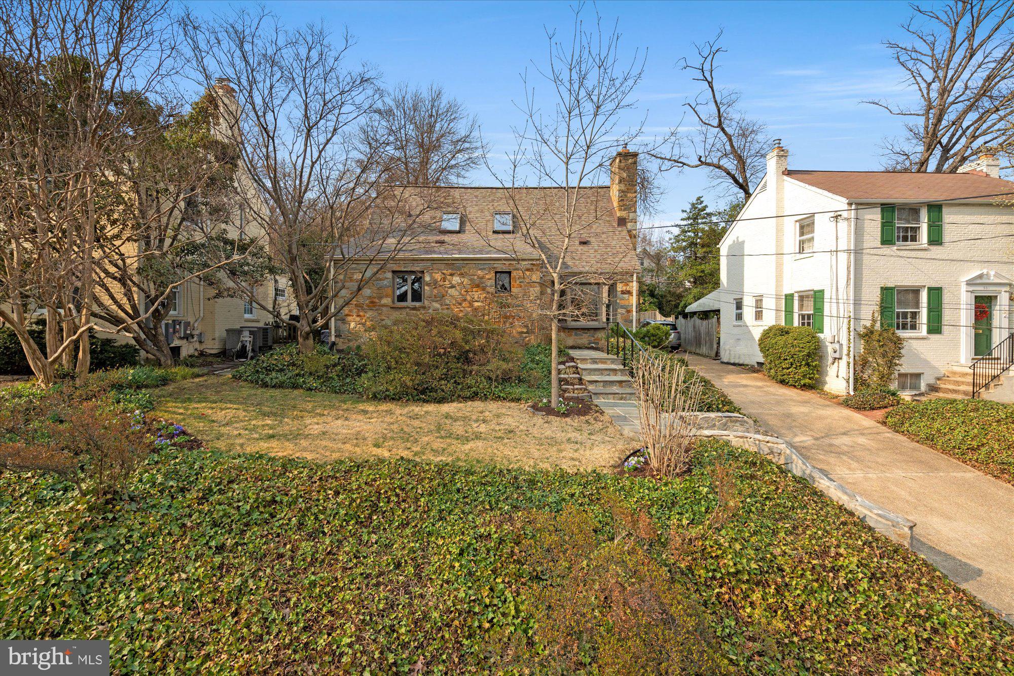 JEFFERSON PARK - Residential