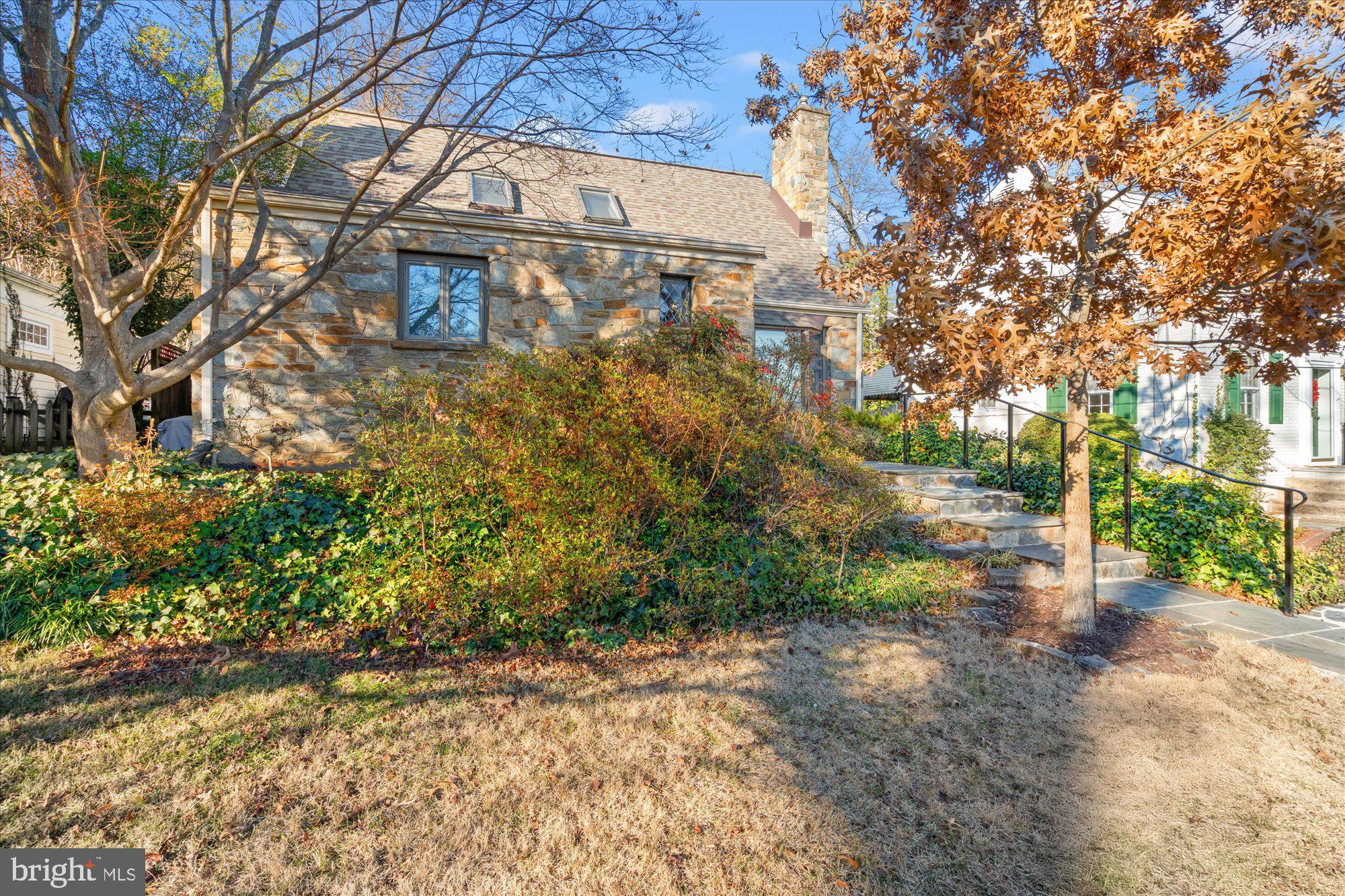 JEFFERSON PARK - Residential