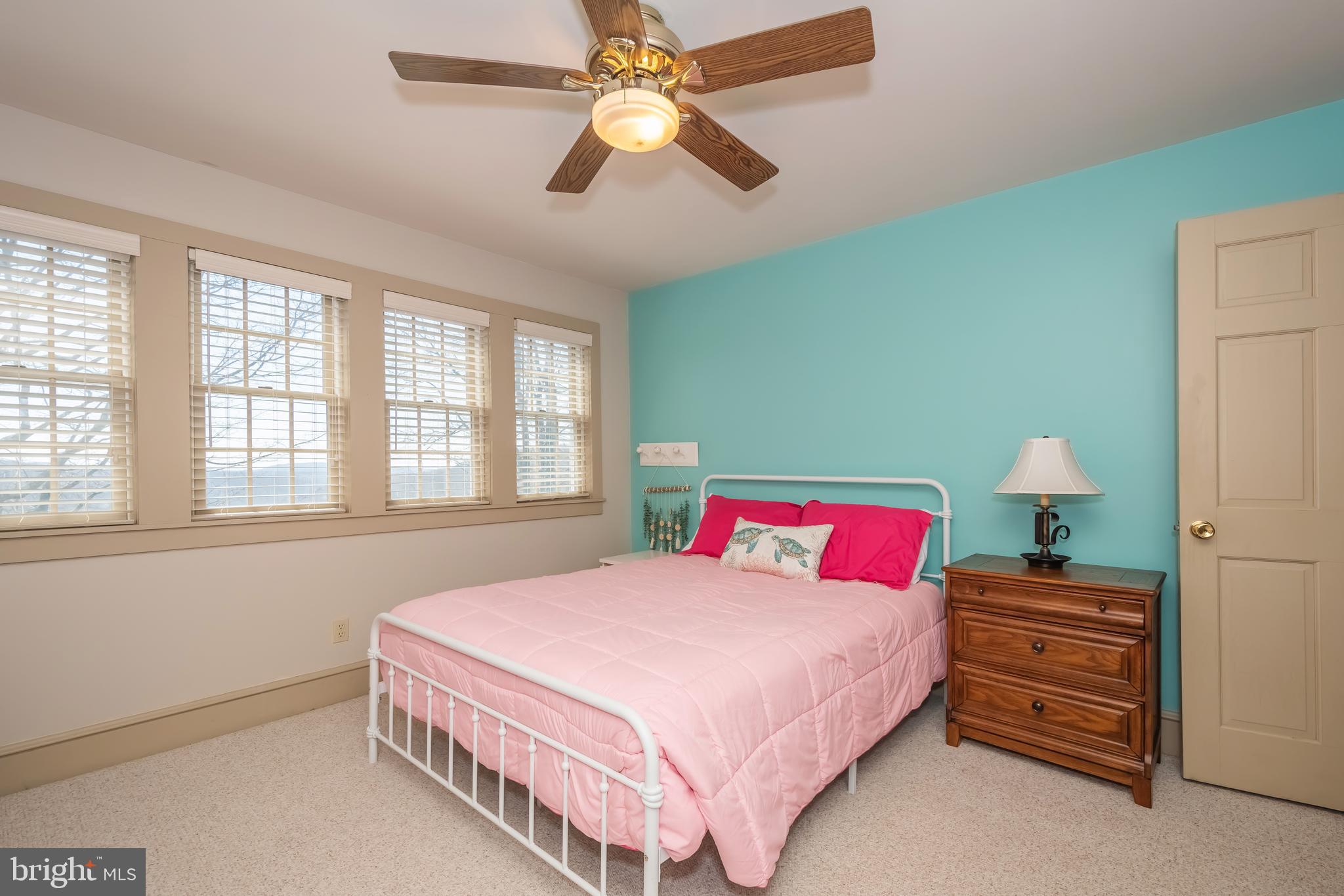 SUNSET RIDGE - Residential