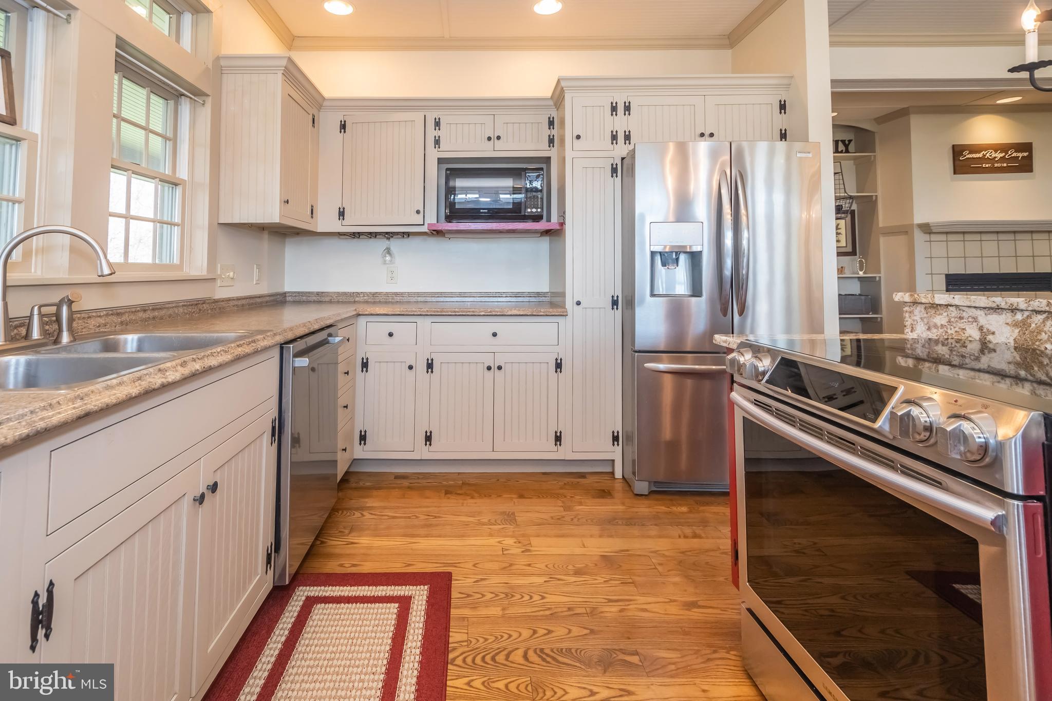 SUNSET RIDGE - Residential