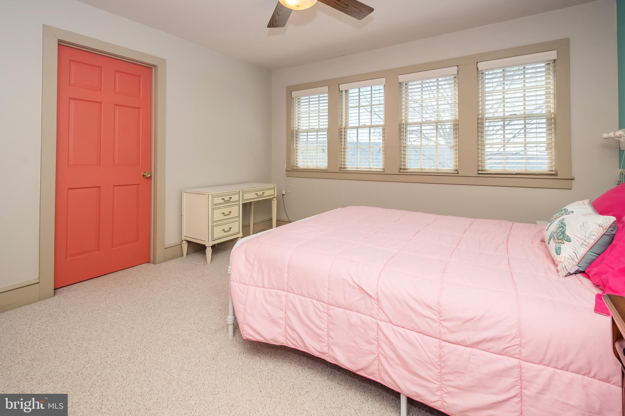 SUNSET RIDGE - Residential