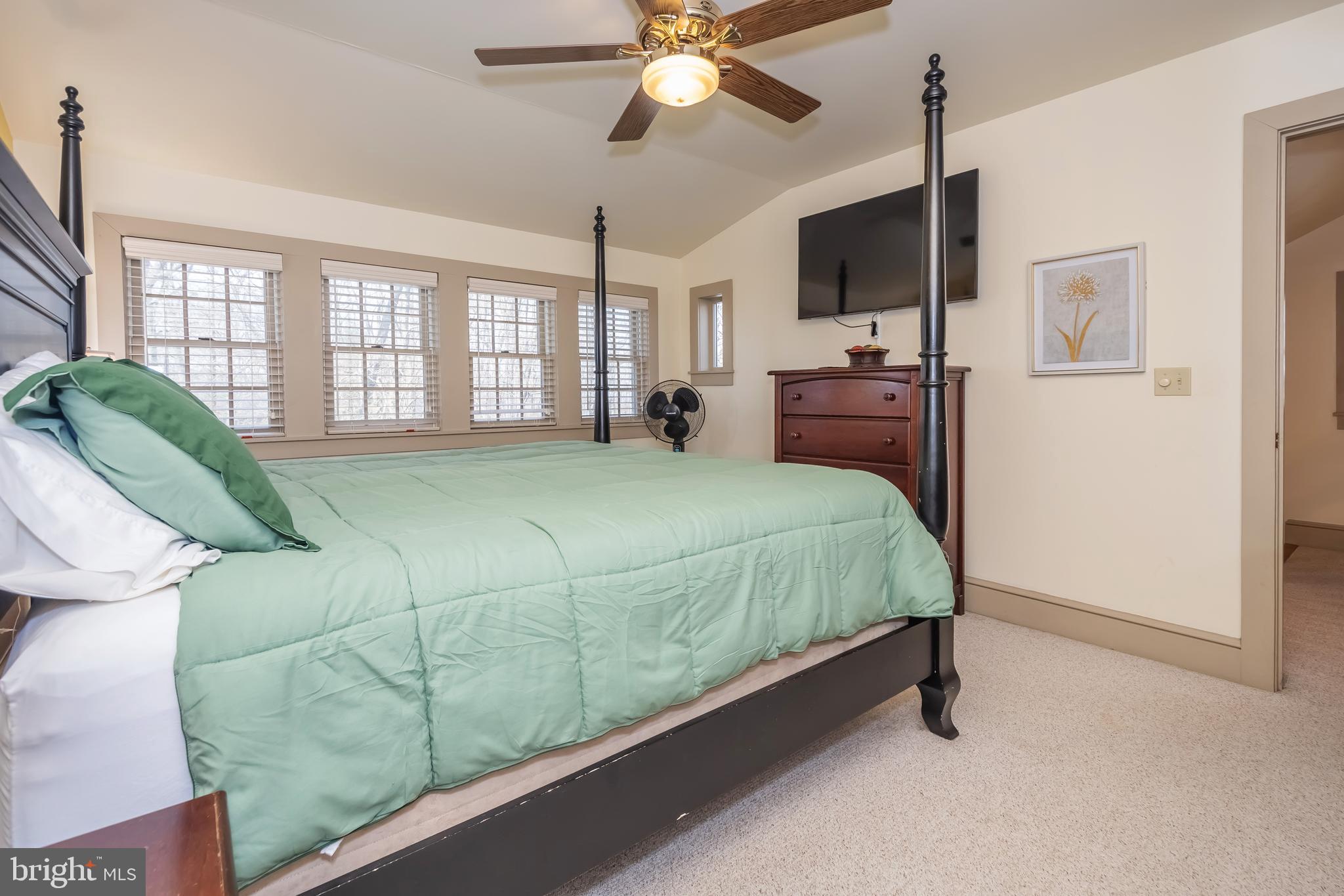 SUNSET RIDGE - Residential