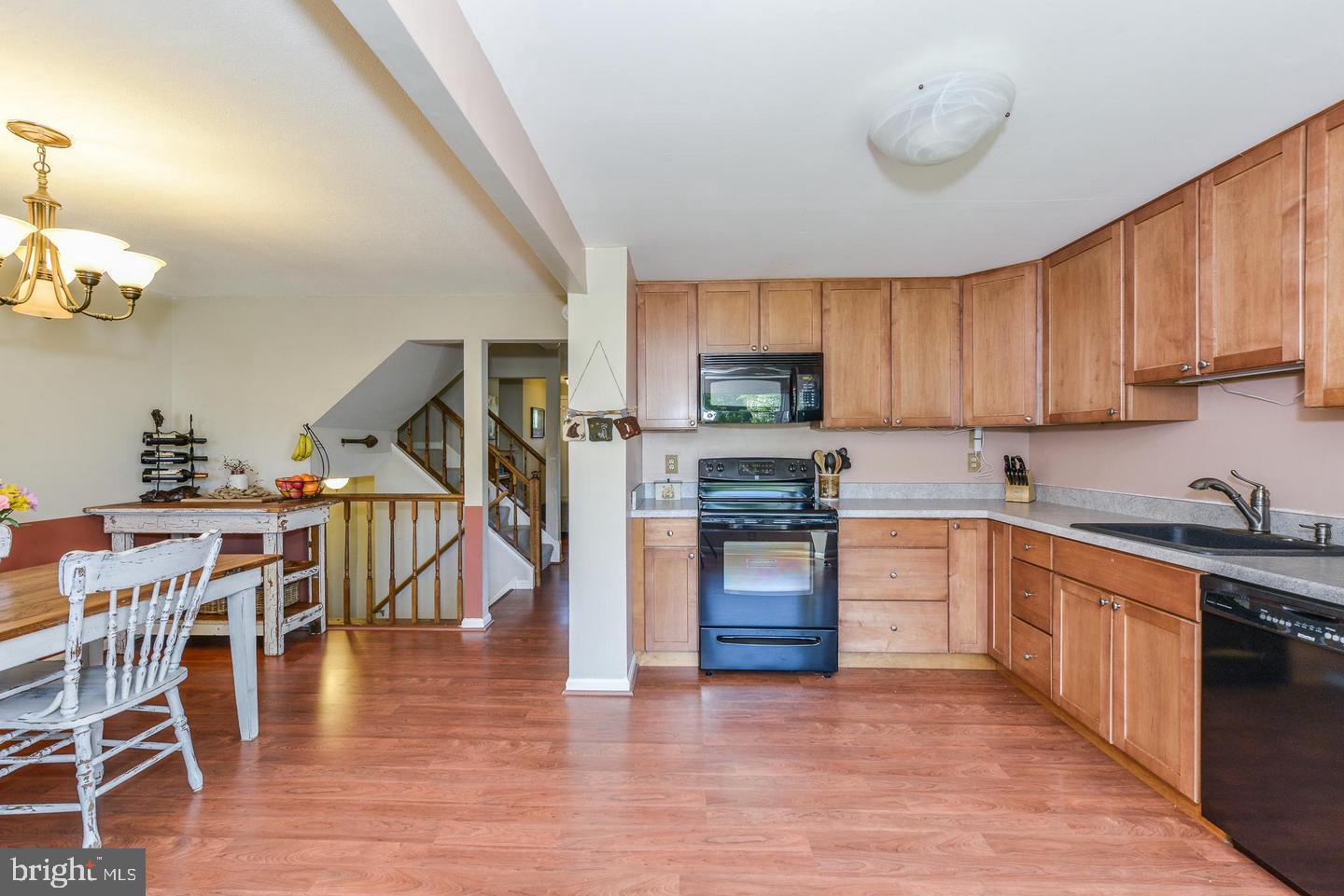 AMBERLEIGH - Residential Lease