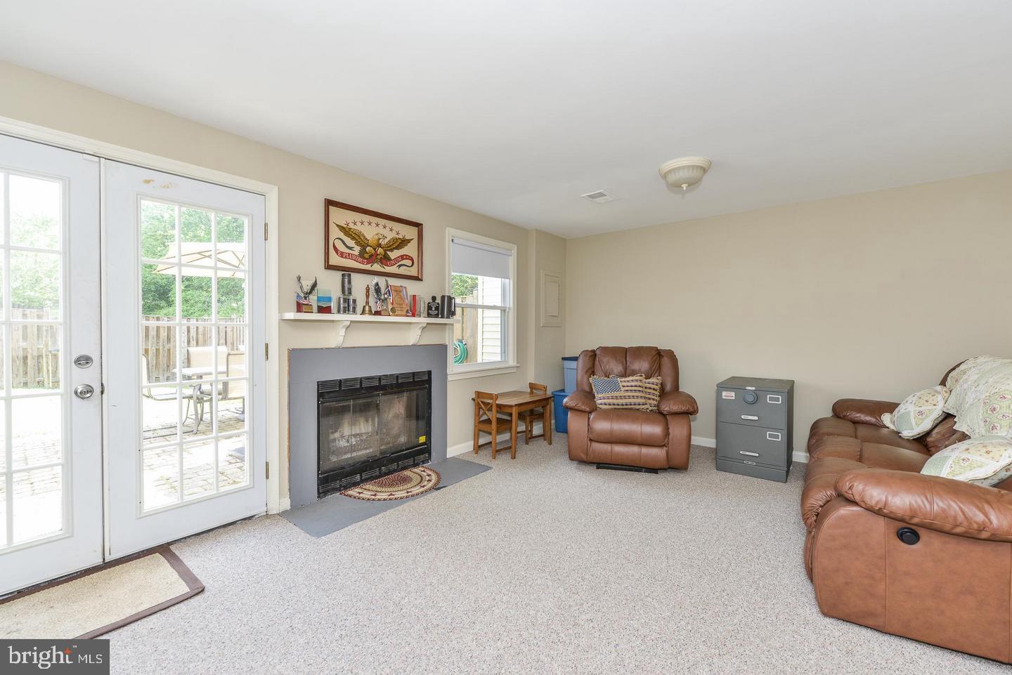 AMBERLEIGH - Residential Lease