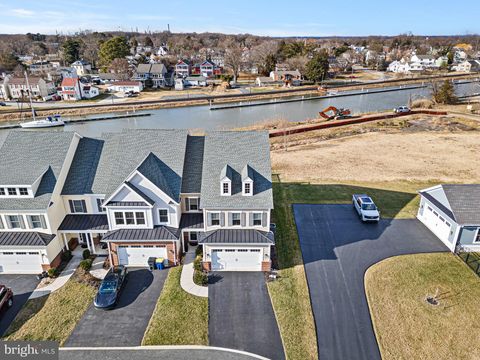 2027 DRAPER STREET DELAWARE CITY DE 19706