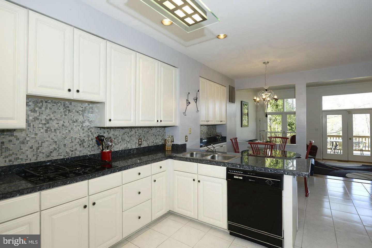 POTOMAC CREST - Residential Lease